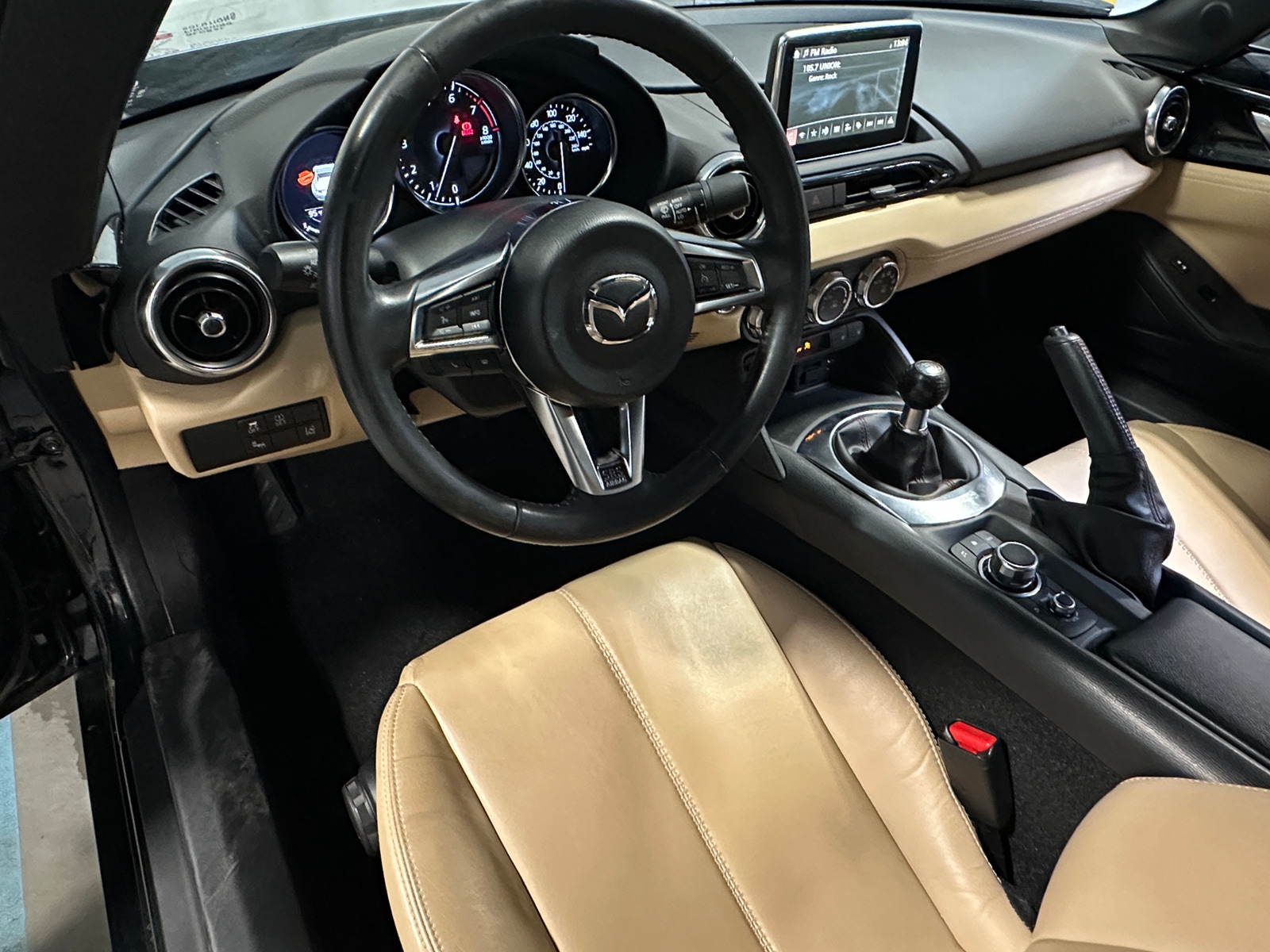 Thumbnail: 2017 Mazda MX-5 Miata - 2