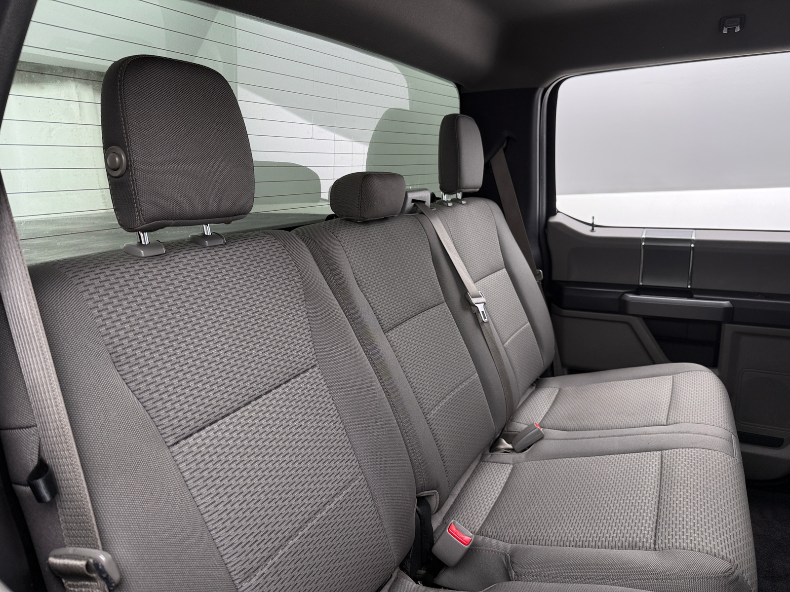 Thumbnail: 2016 Ford Econoline - 6