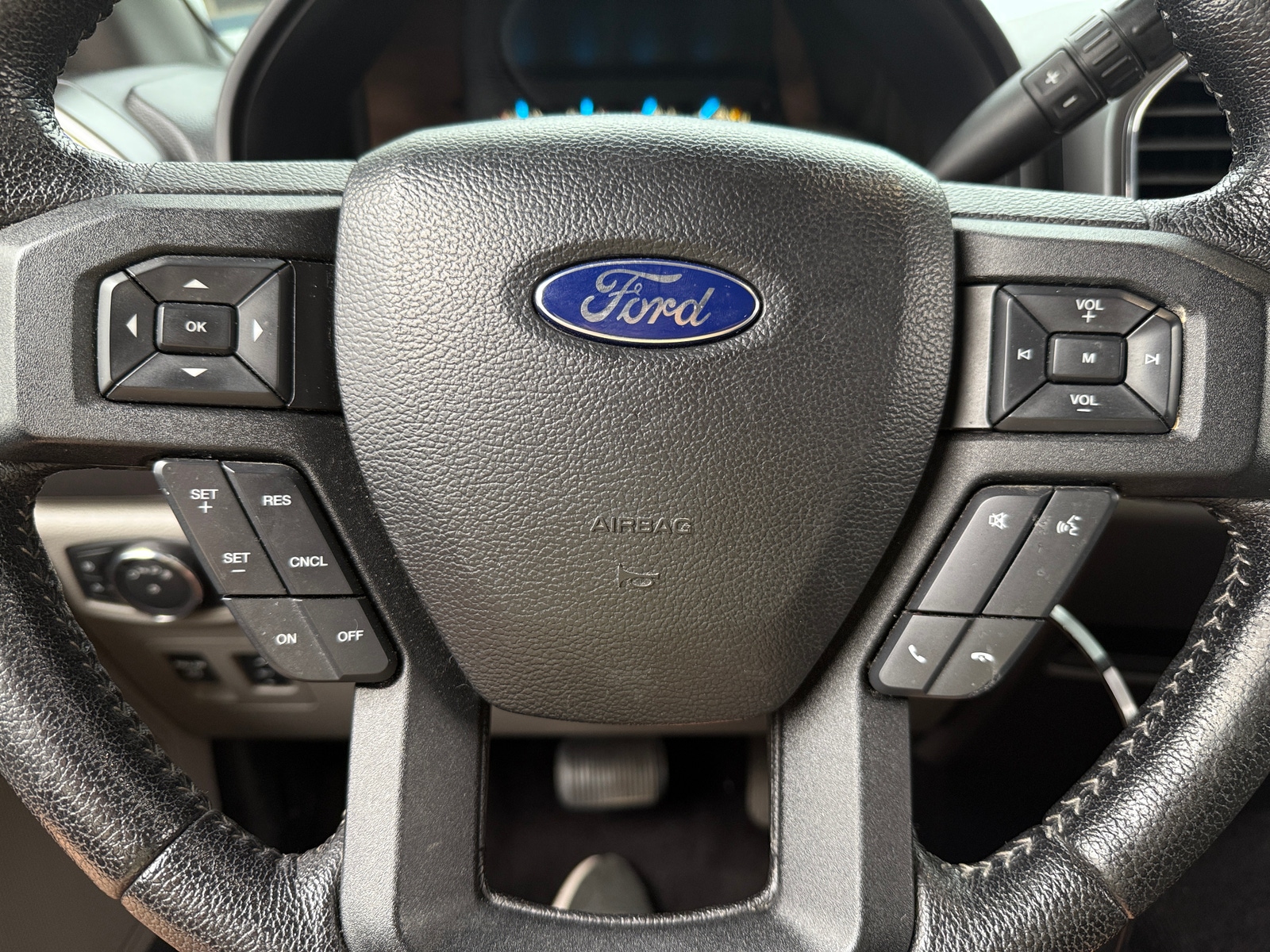 Thumbnail: 2016 Ford Econoline - 5