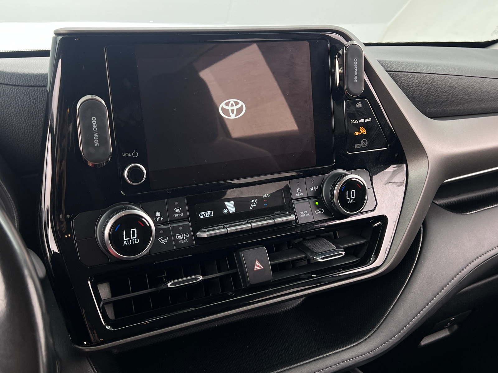 Thumbnail: 2023 Toyota Highlander - 4