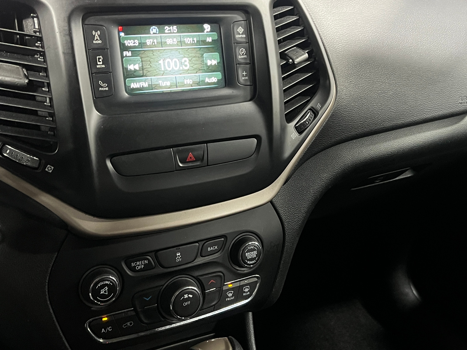 Thumbnail: 2015 Jeep Cherokee - 4