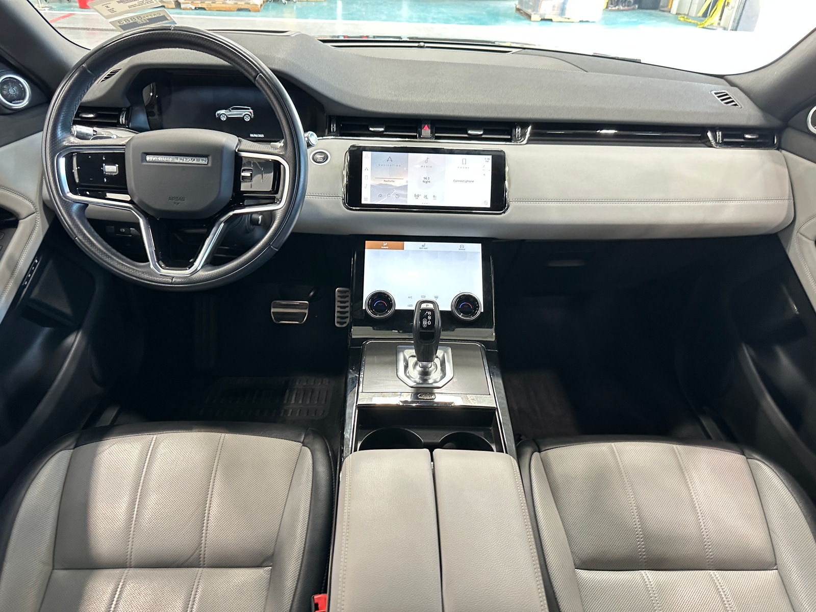 Thumbnail: 2022 Land Rover Range Rover Evoque - 2