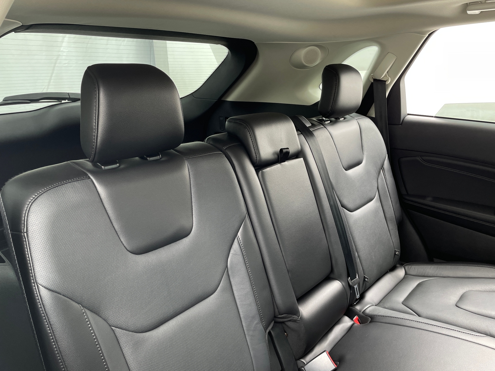 Thumbnail: 2018 Ford Edge - 5