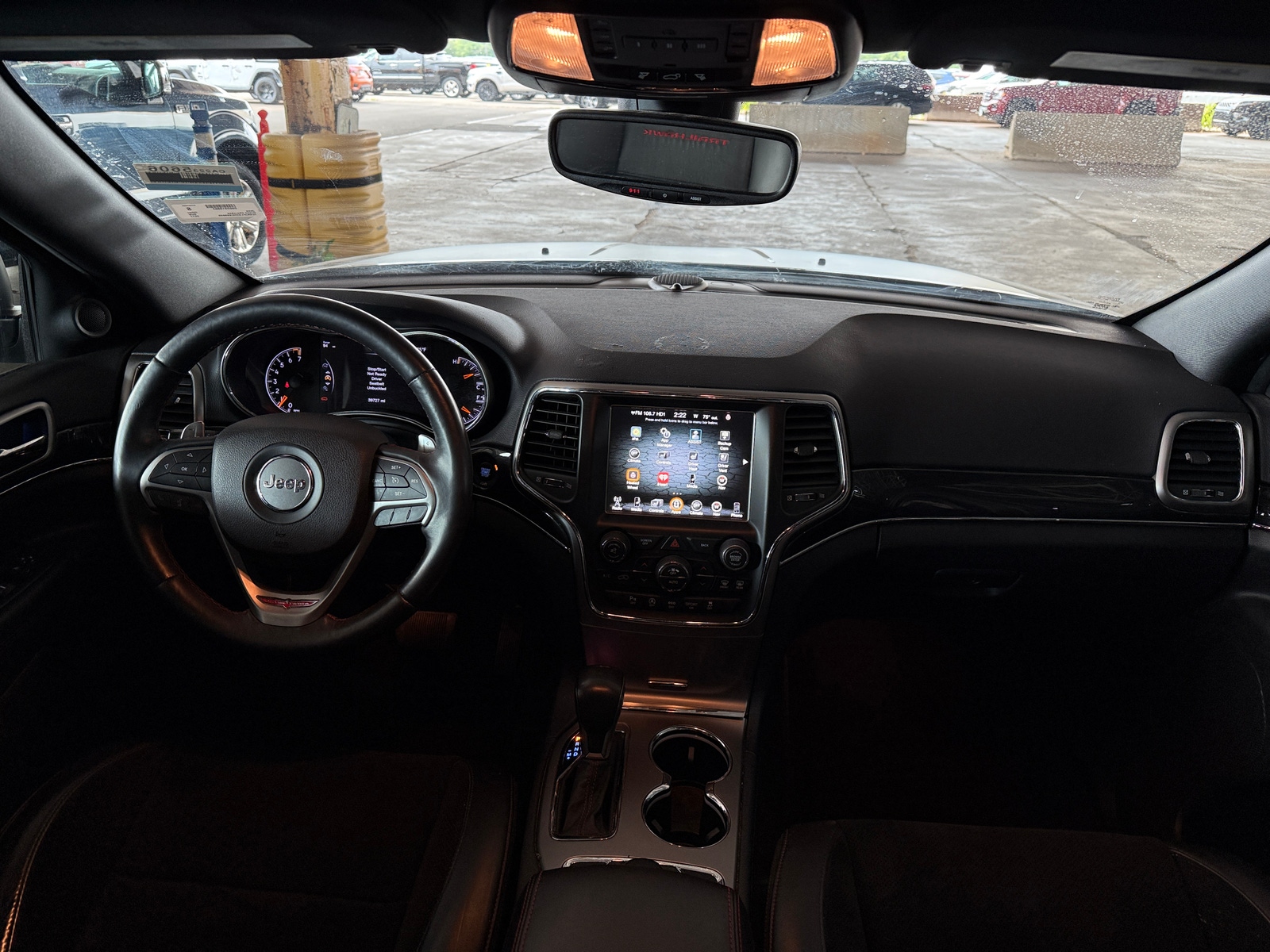 Thumbnail: 2017 Jeep Grand Cherokee - 2
