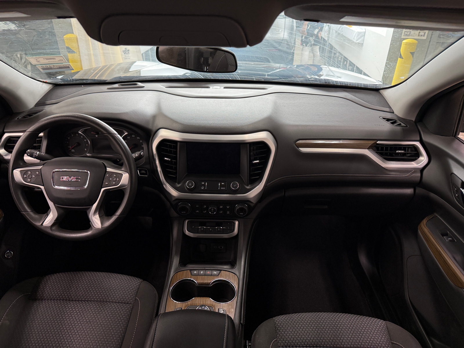 Thumbnail: 2023 GMC Acadia - 3