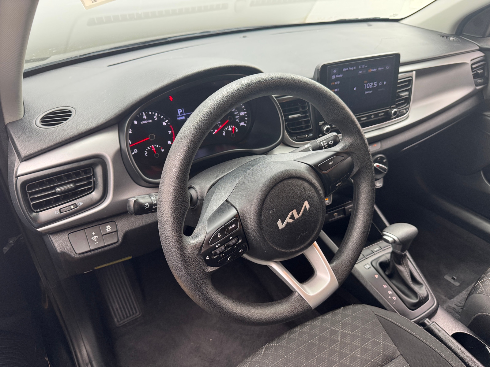 Thumbnail: 2023 Kia Rio - 3