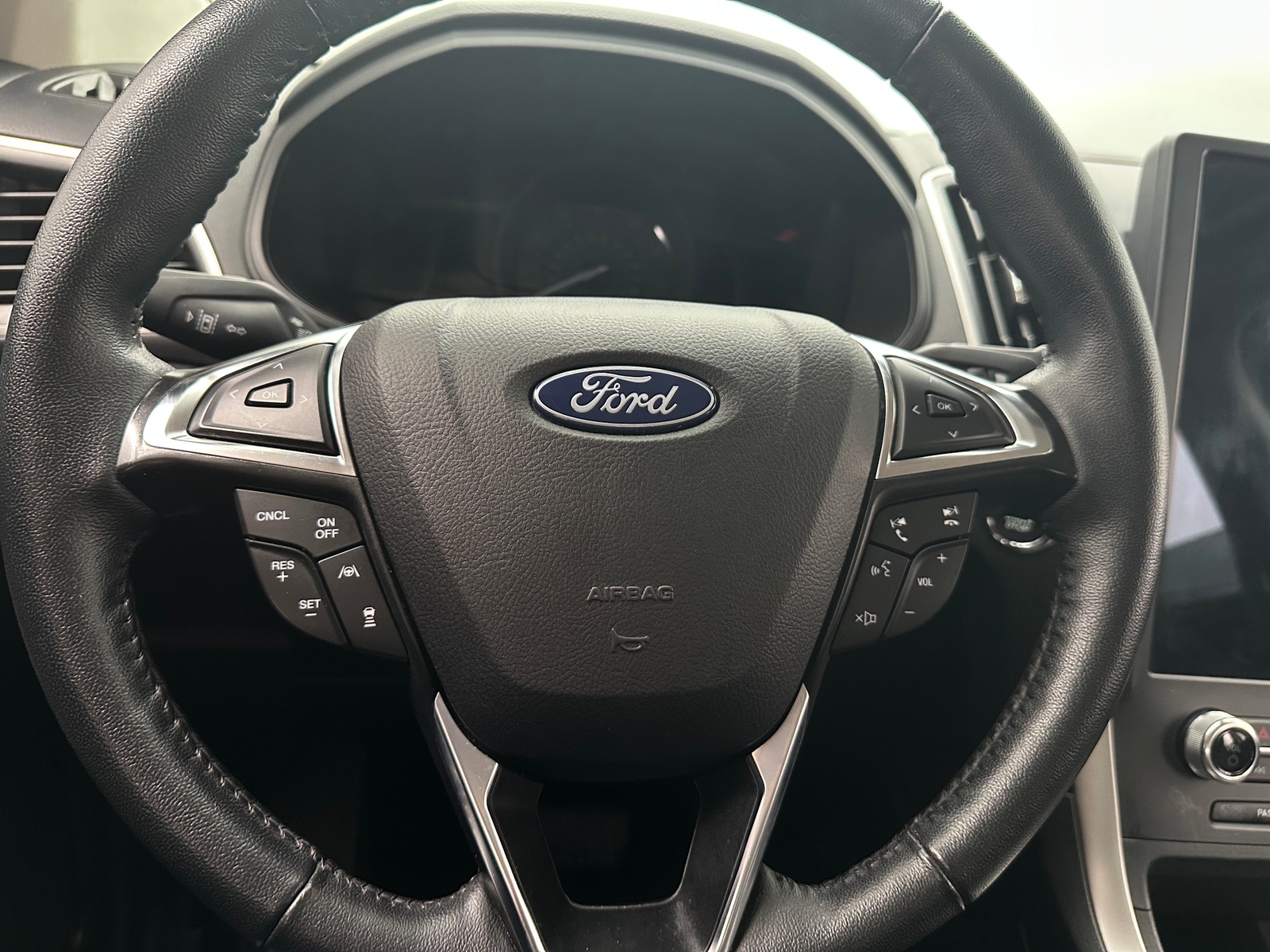 Thumbnail: 2024 Ford Edge - 4