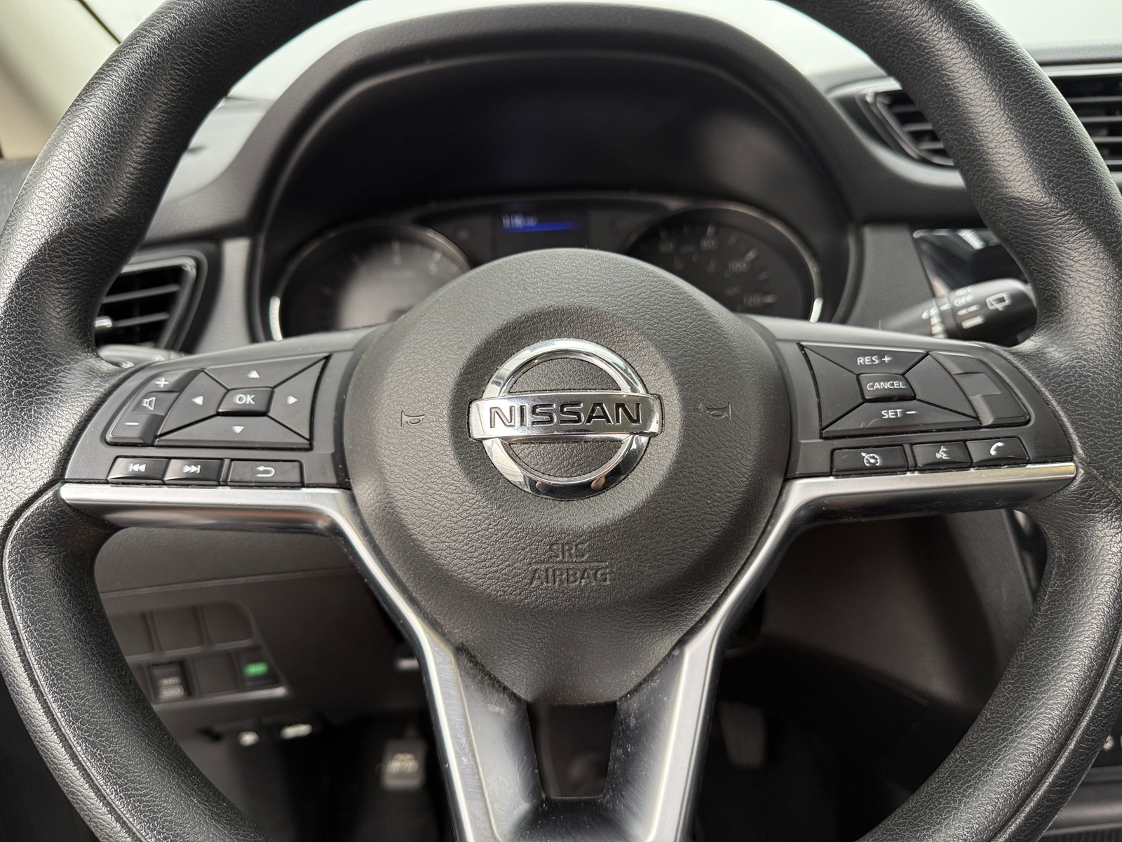 Thumbnail: 2019 Nissan Rogue Sport - 5