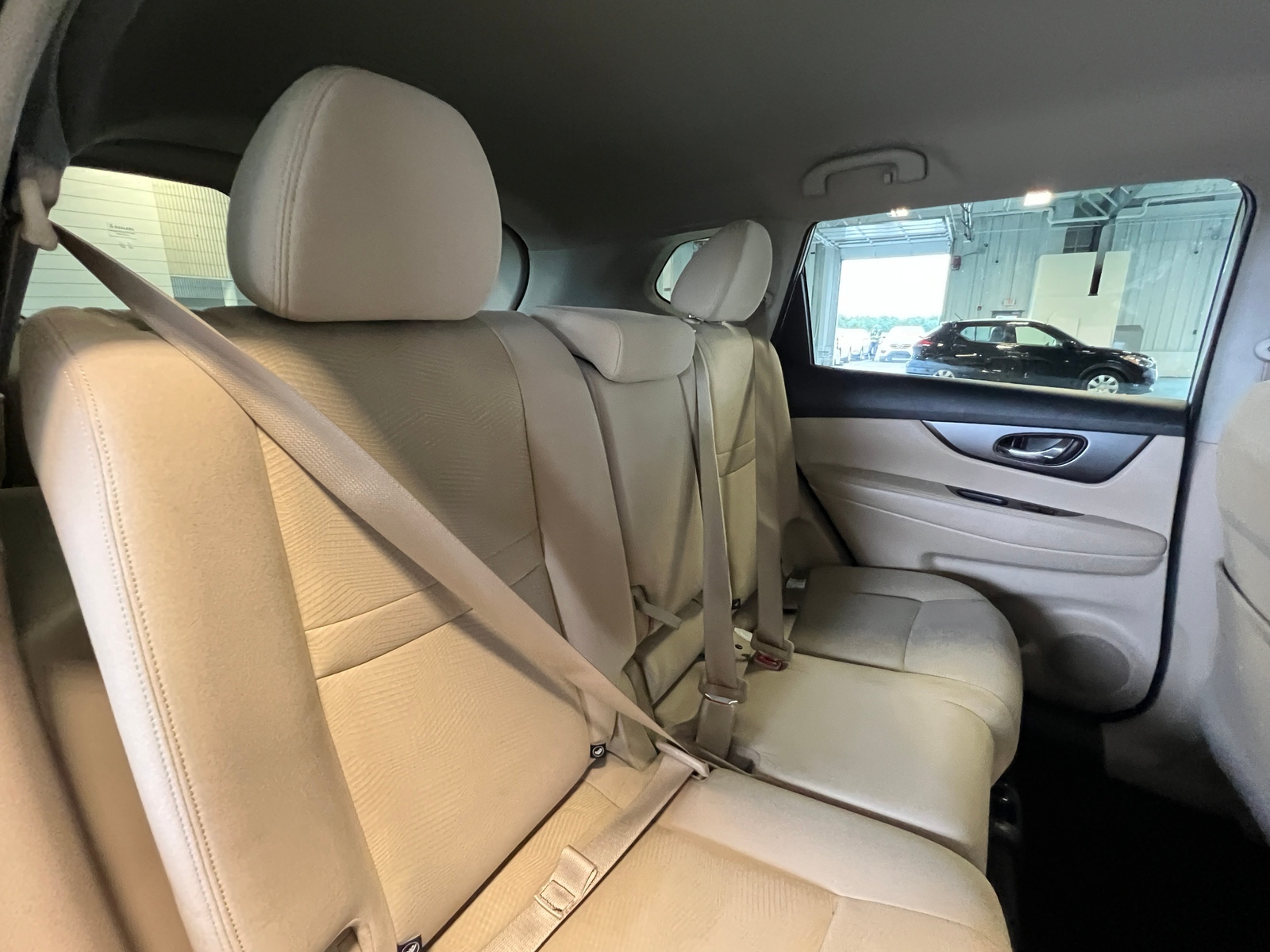 Thumbnail: 2016 Nissan Rogue - 6