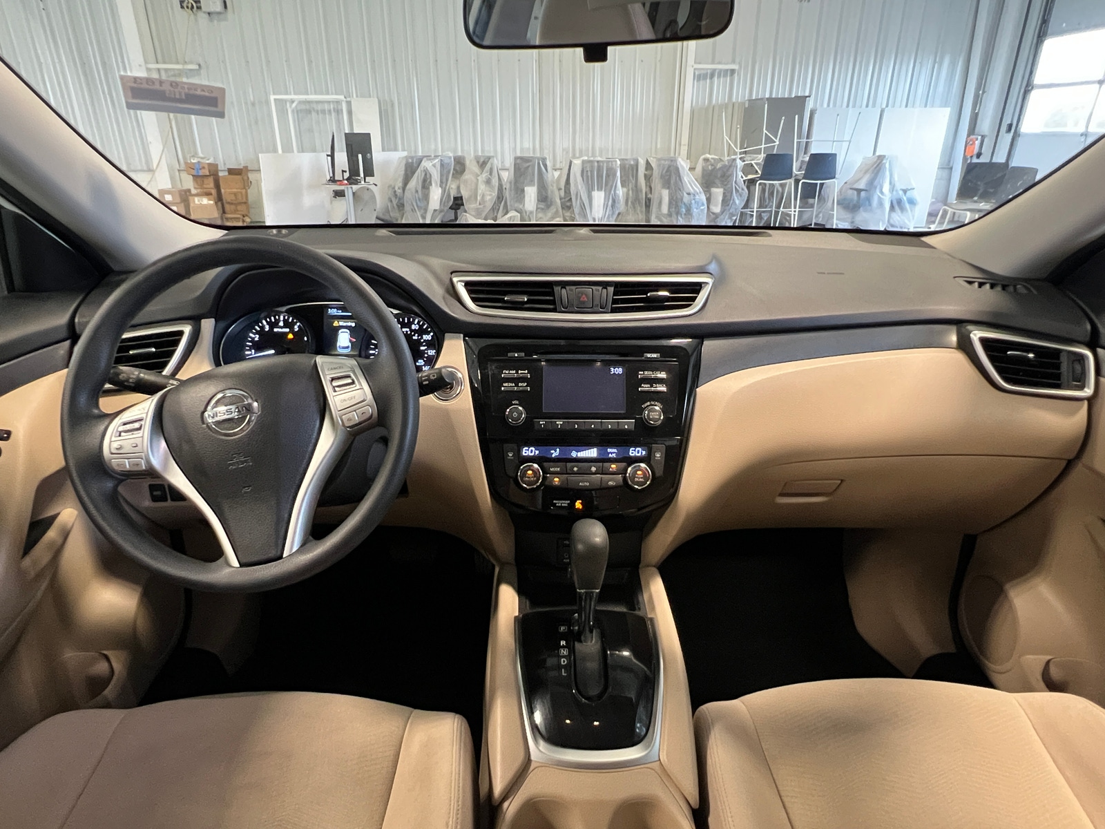 Thumbnail: 2016 Nissan Rogue - 3
