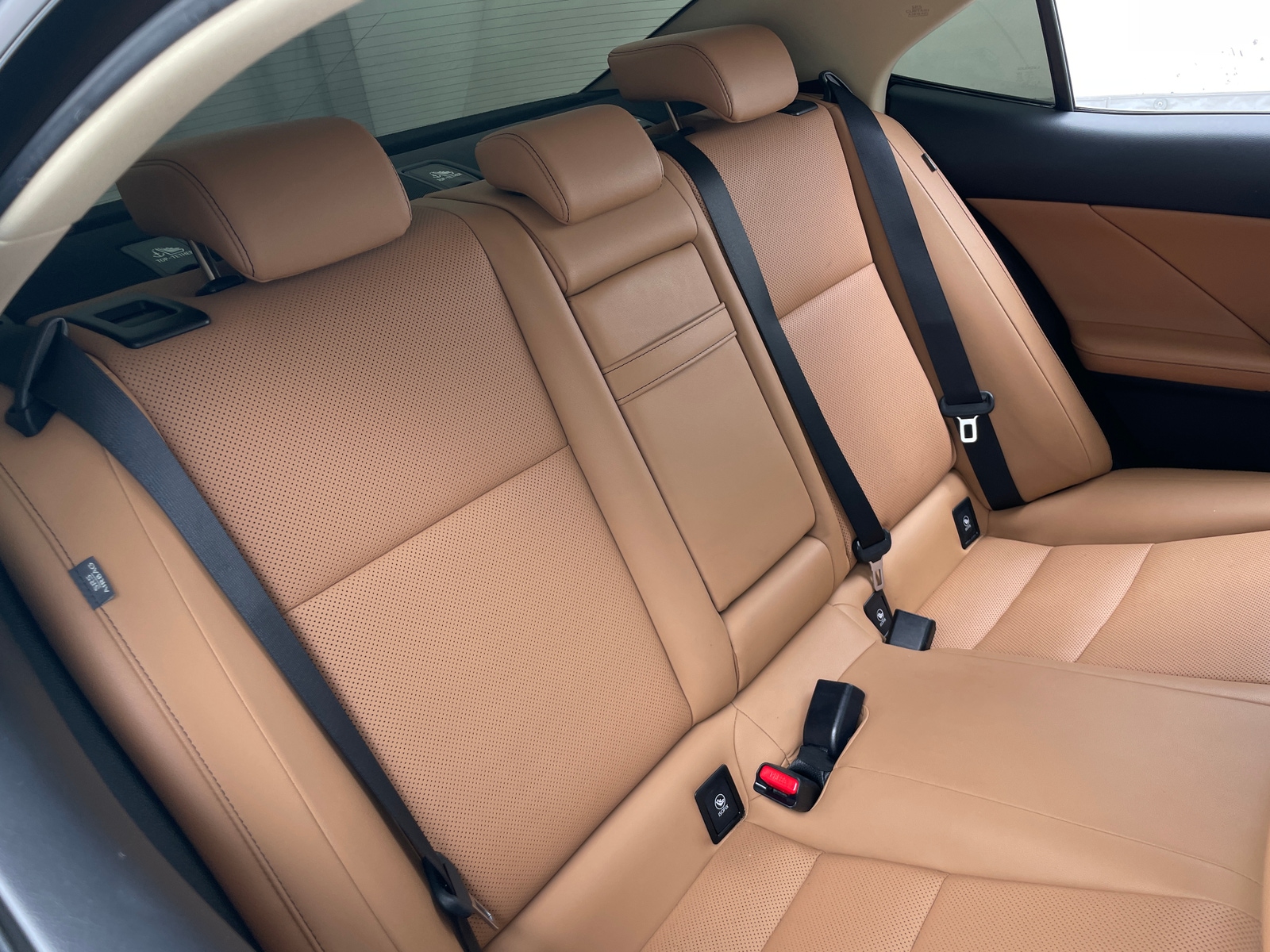 Thumbnail: 2016 Lexus IS - 5