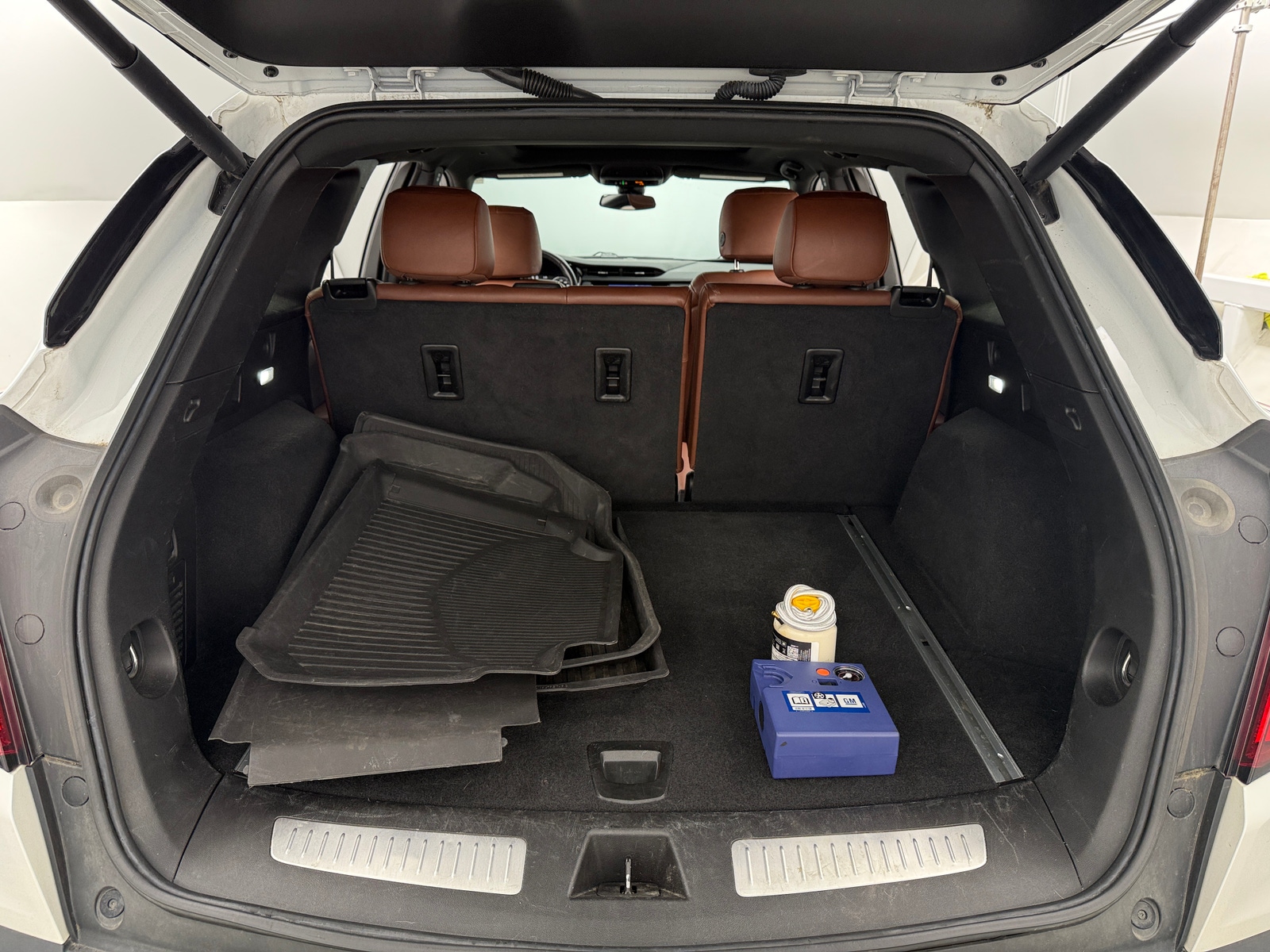 Thumbnail: 2022 Cadillac XT5 - 6