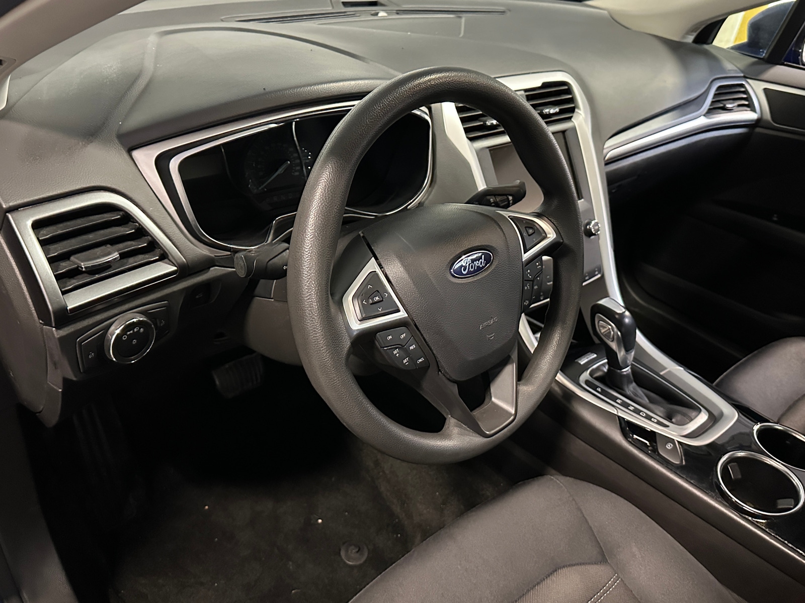 Thumbnail: 2013 Ford Fusion - 3
