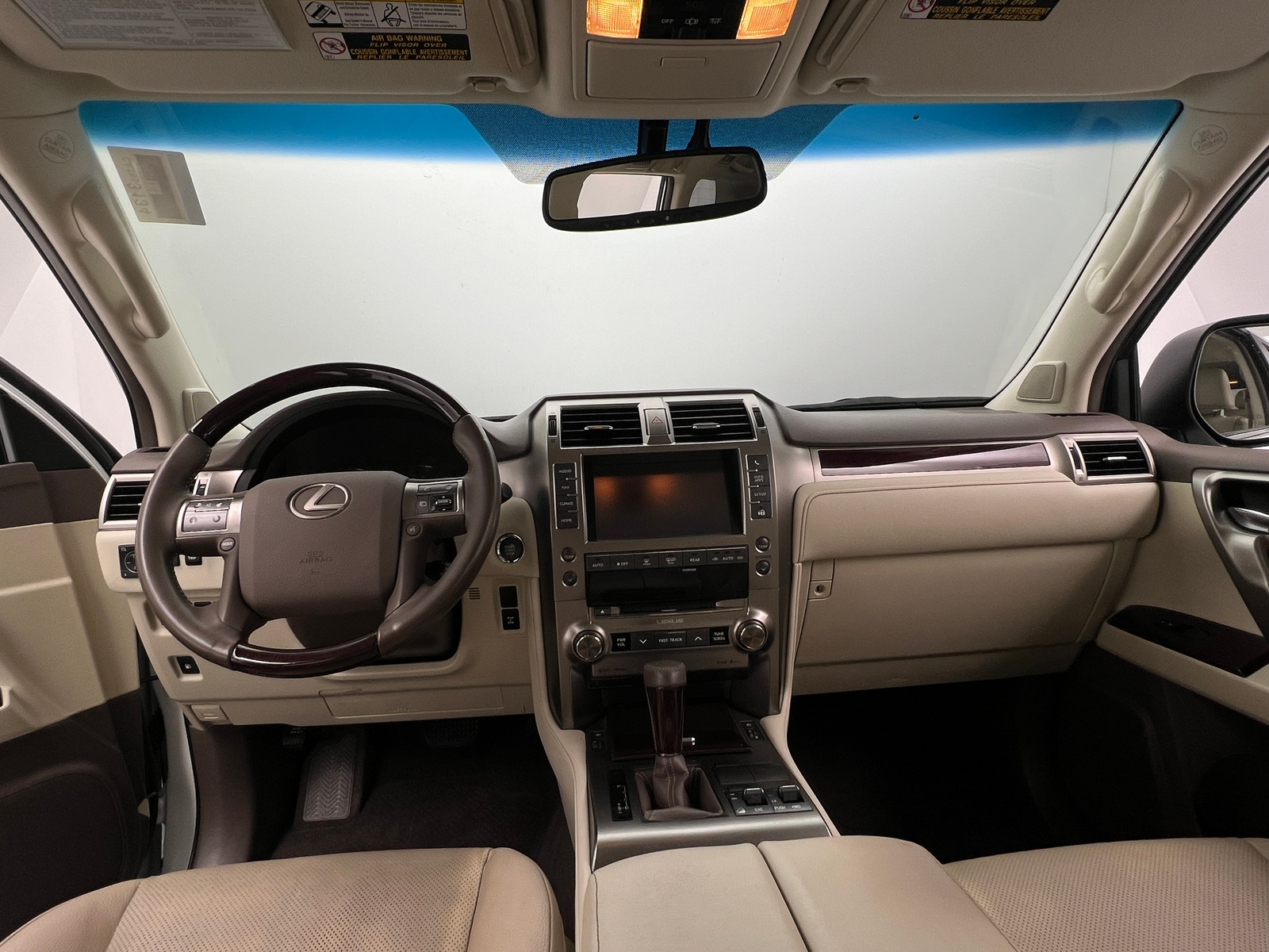 Thumbnail: 2019 Lexus GX - 2