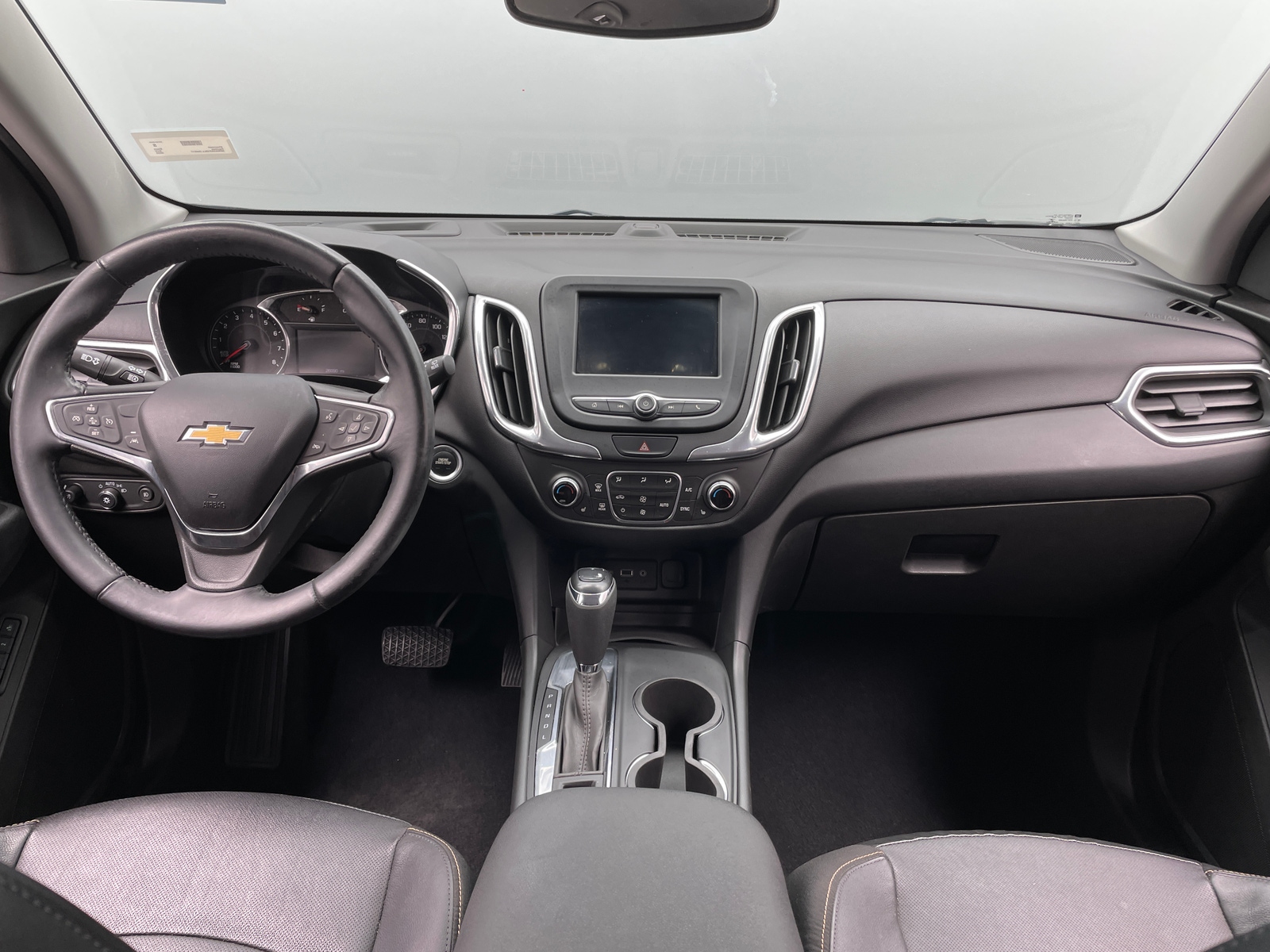 Thumbnail: 2020 Chevrolet Equinox - 3