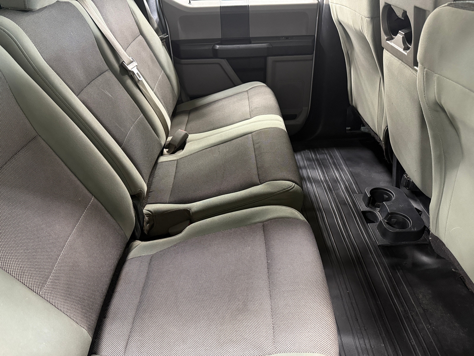 Thumbnail: 2015 Ford Econoline - 5