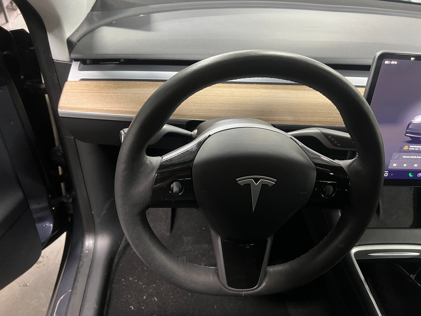 Thumbnail: 2023 Tesla Model Y - 3