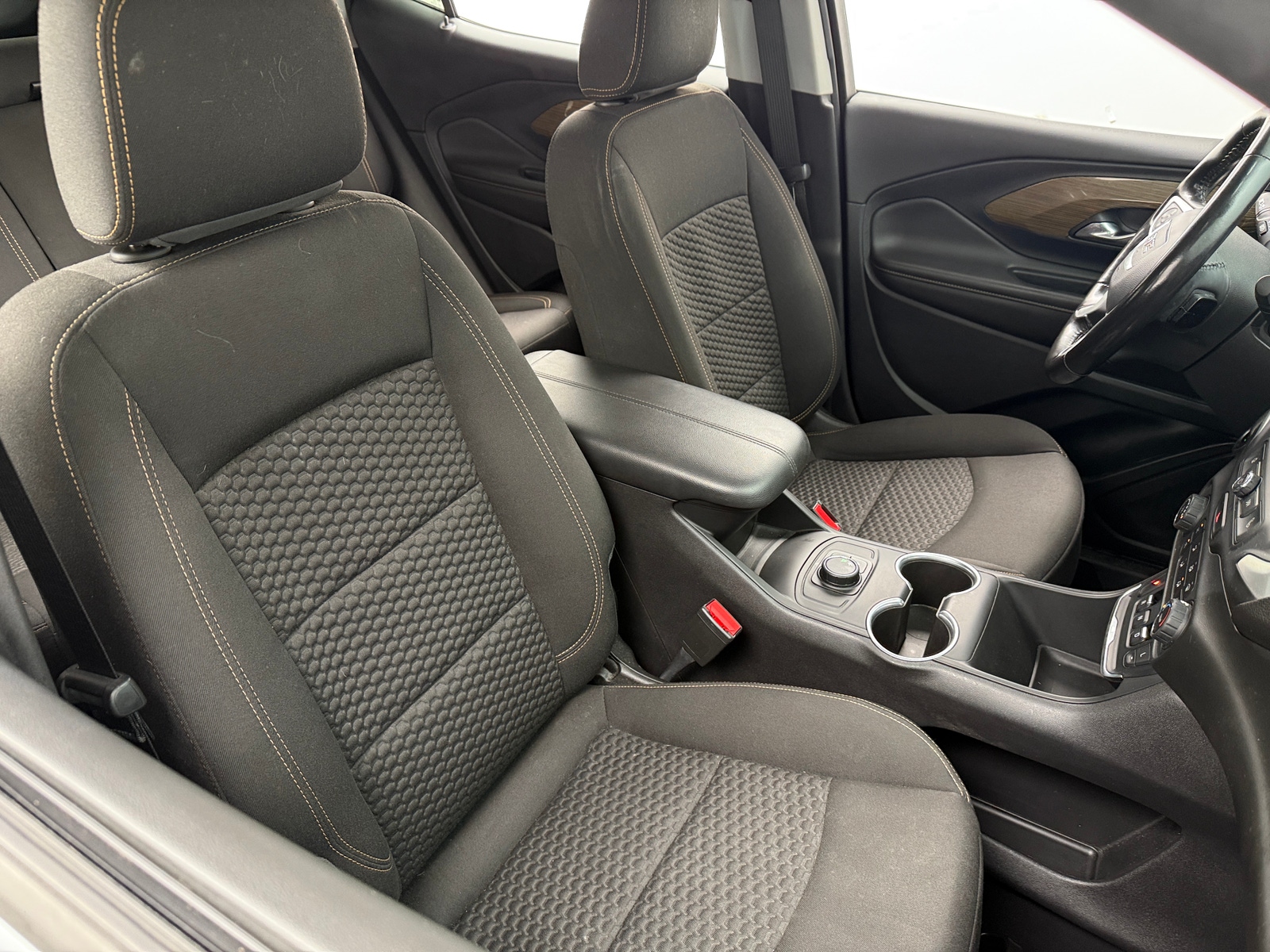 Thumbnail: 2020 GMC Terrain - 2