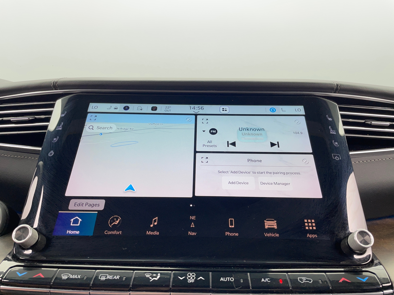 Thumbnail: 2022 Jeep Grand Wagoneer - 3