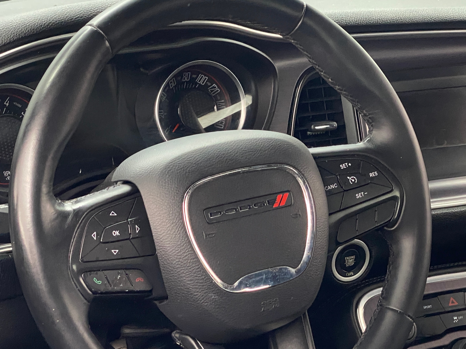 Thumbnail: 2016 Dodge Challenger - 4