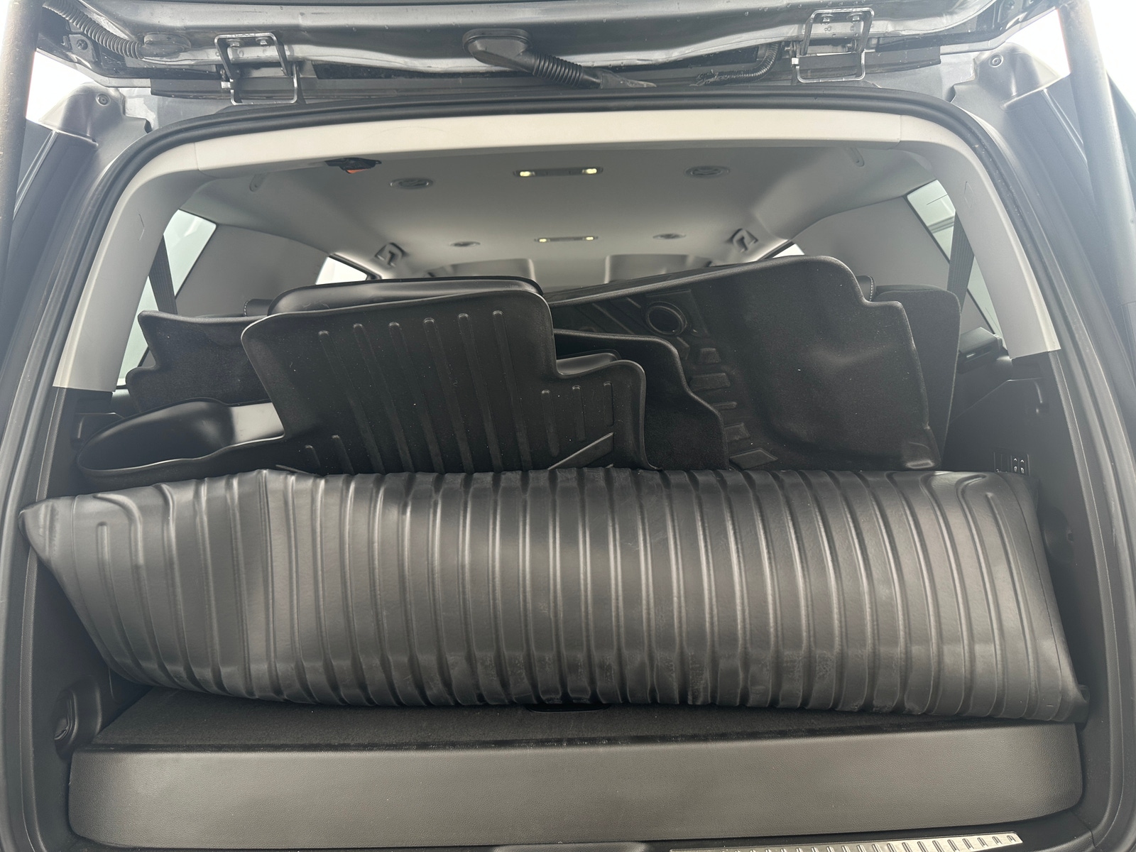 Thumbnail: 2020 Chevrolet Tahoe - 6
