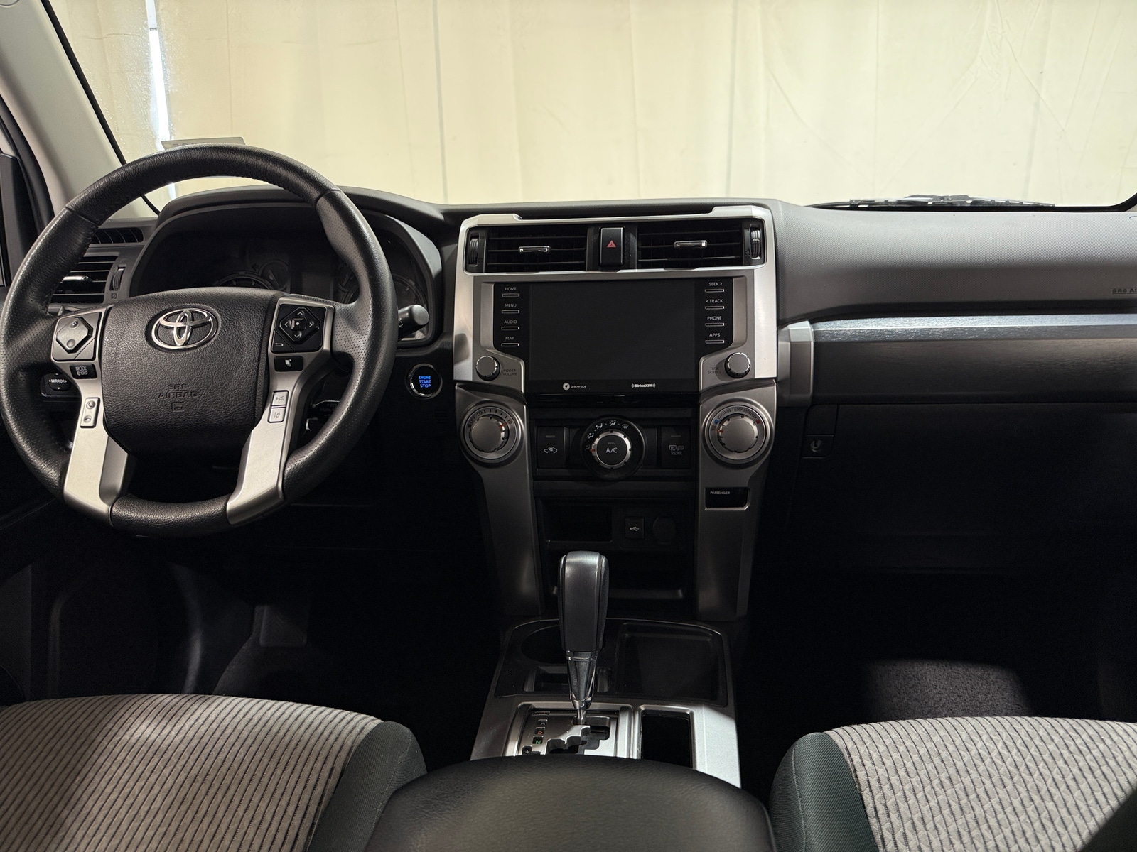 Thumbnail: 2022 Toyota 4Runner - 3