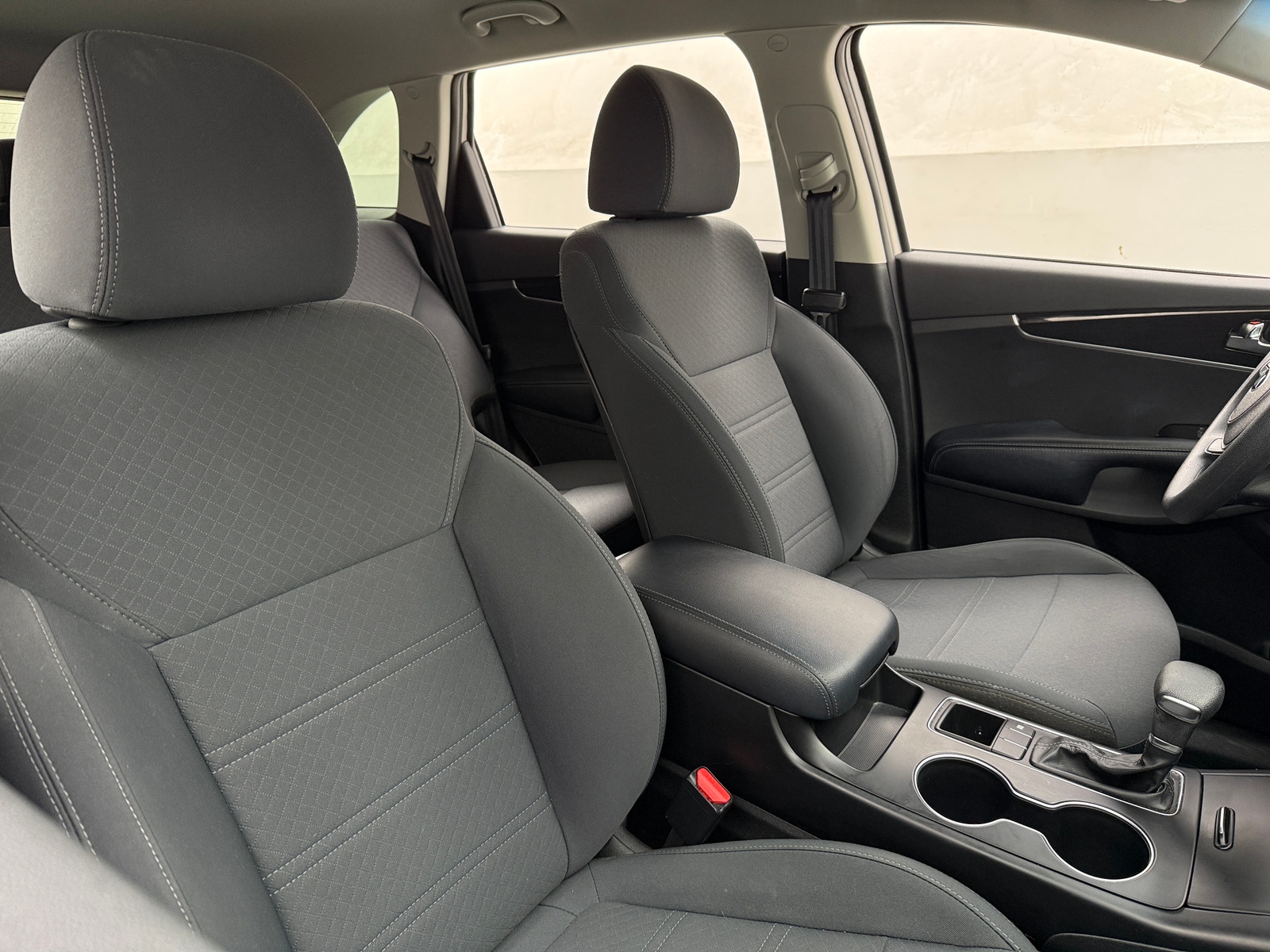 Thumbnail: 2019 Kia Sorento - 2
