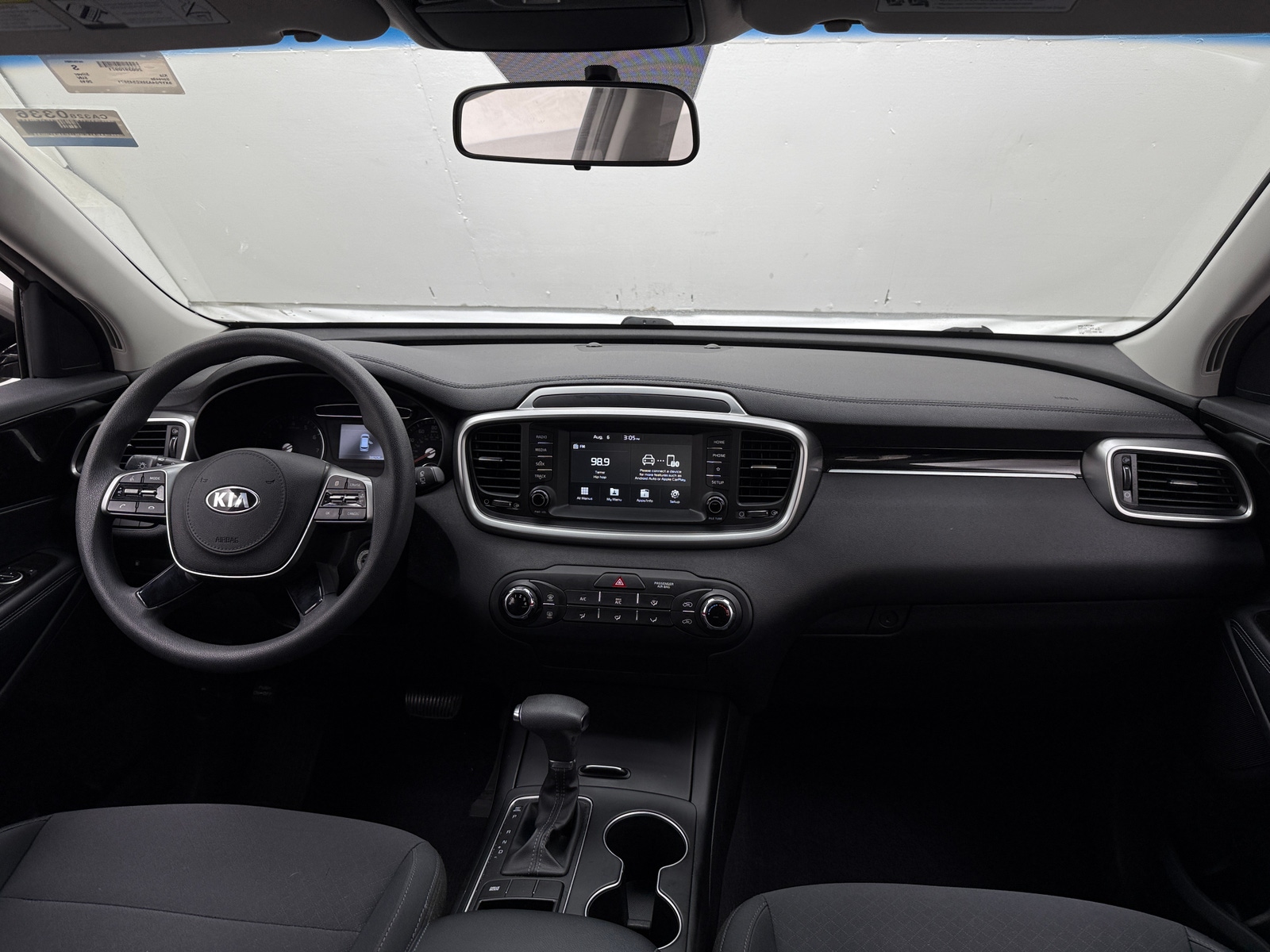 Thumbnail: 2019 Kia Sorento - 3