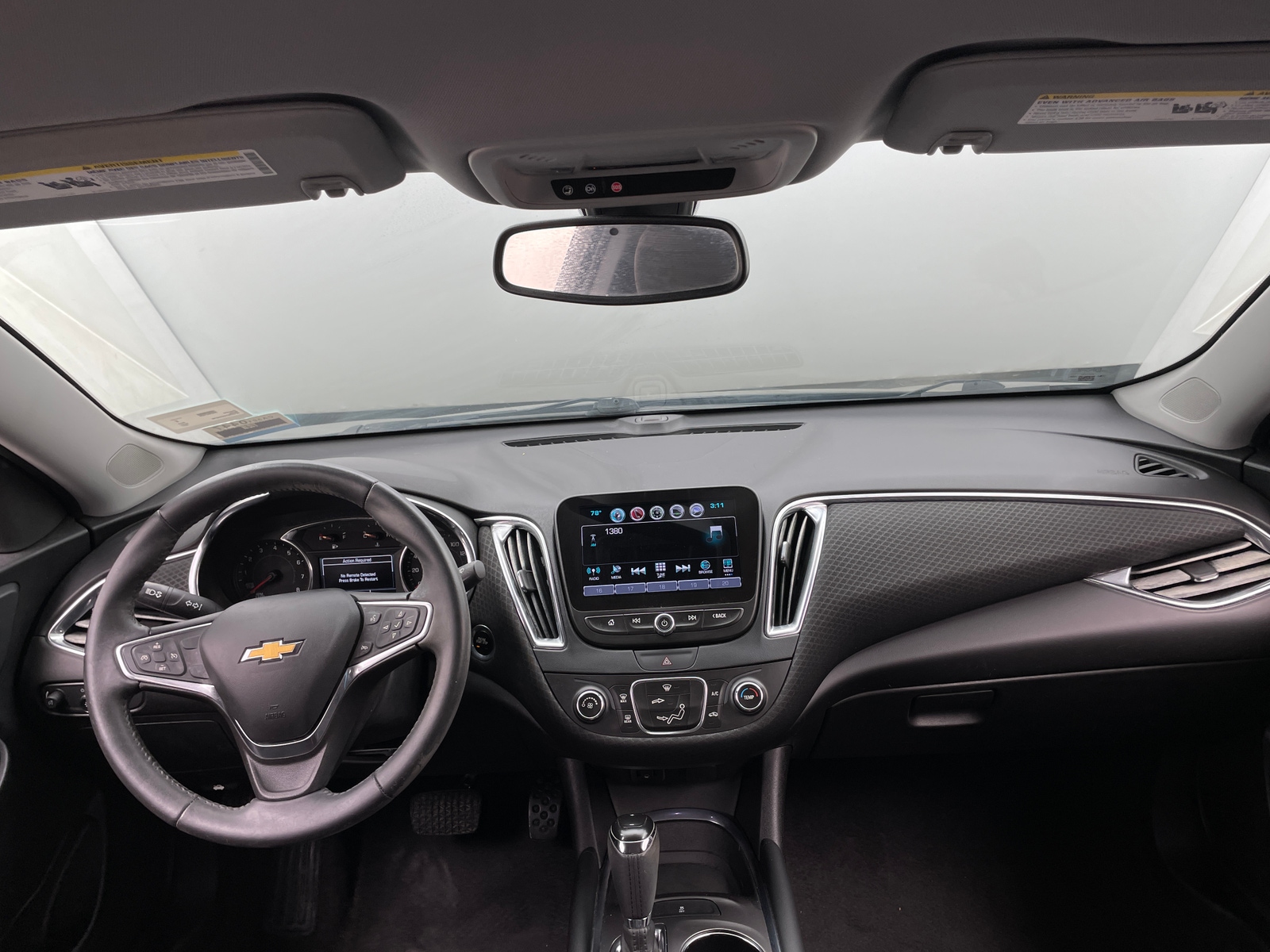 Thumbnail: 2017 Chevrolet Malibu - 3