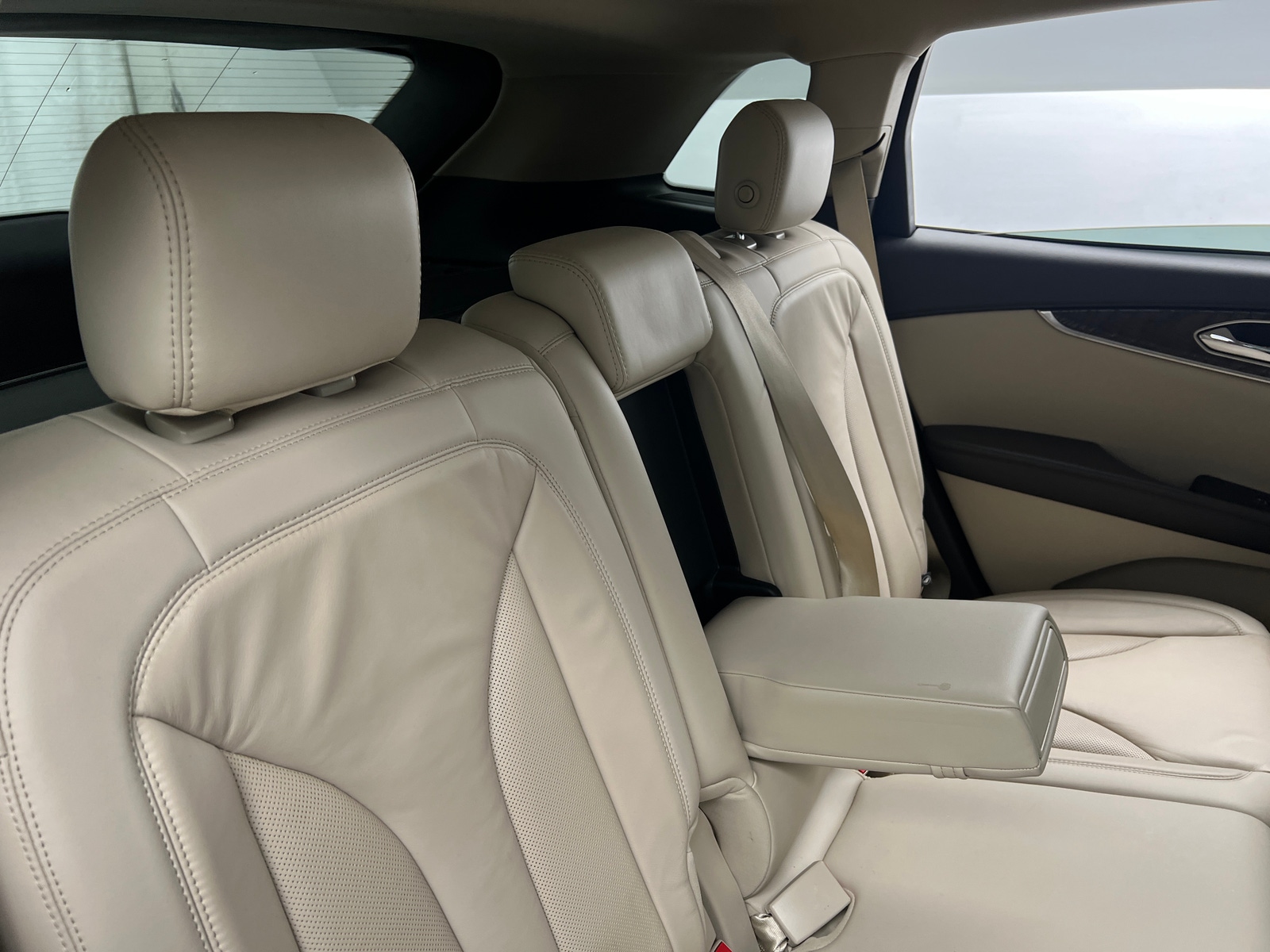 Thumbnail: 2019 Lincoln Nautilus - 5