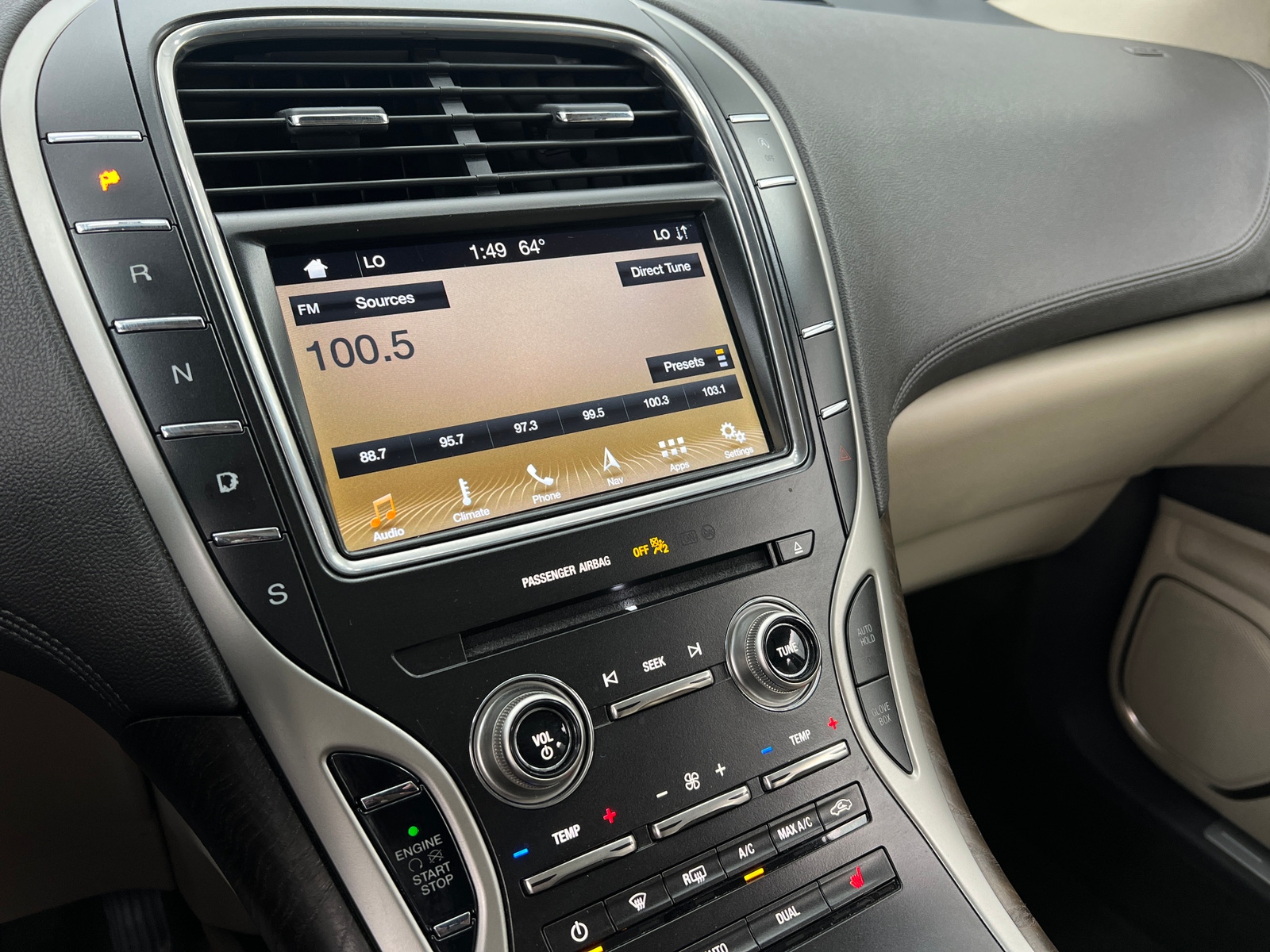 Thumbnail: 2019 Lincoln Nautilus - 3