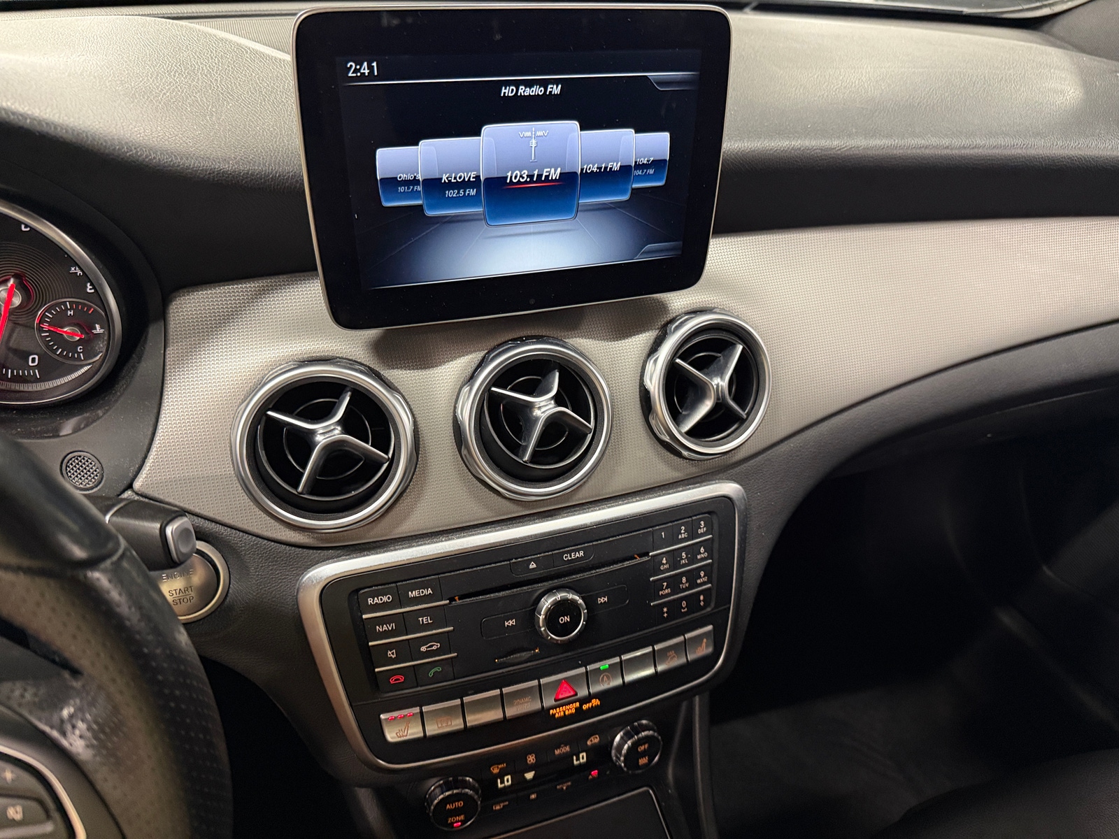 Thumbnail: 2019 Mercedes-Benz GLA - 3