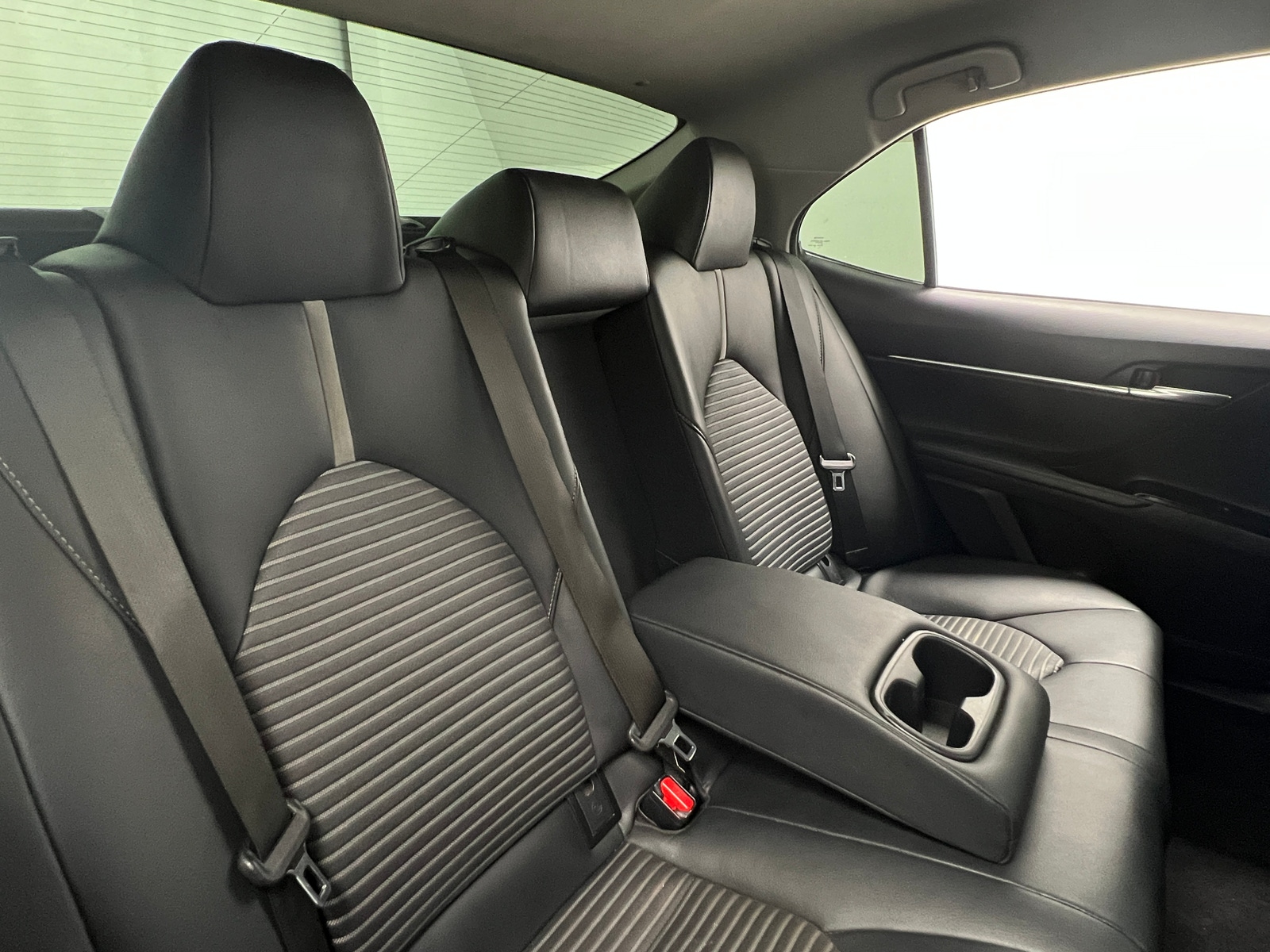 Thumbnail: 2018 Toyota Camry - 6