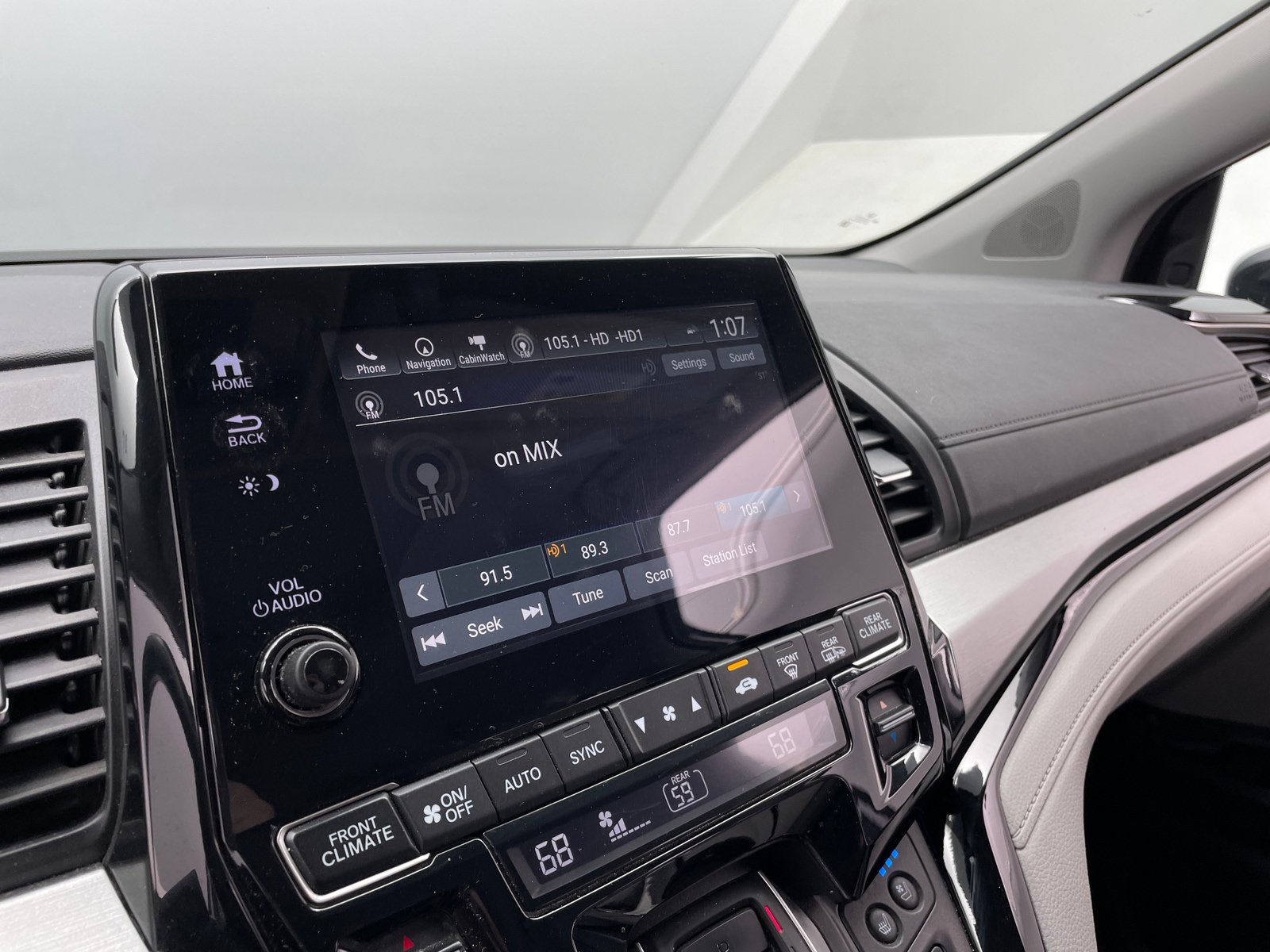Thumbnail: 2018 Honda Odyssey - 3