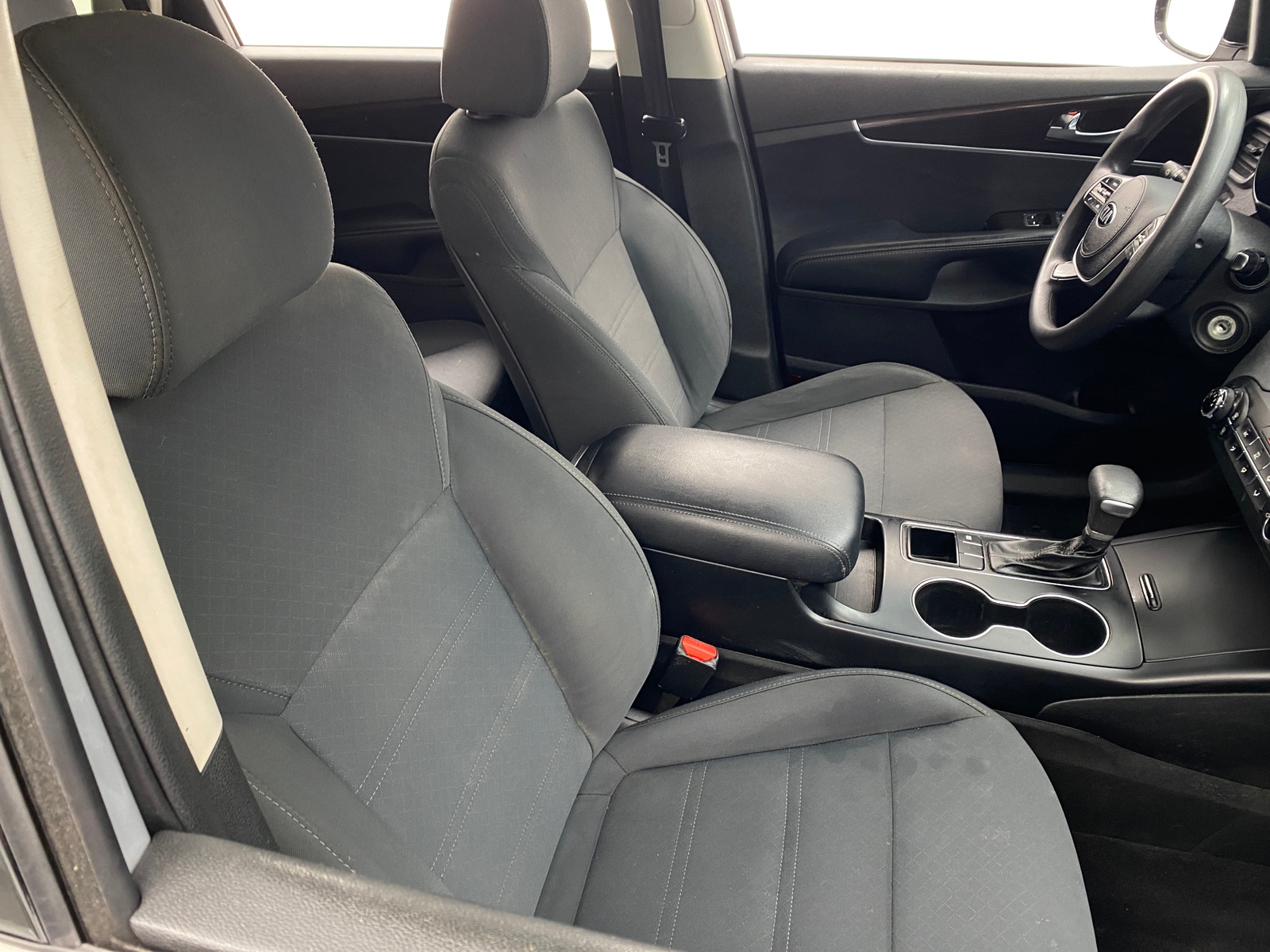 Thumbnail: 2019 Kia Sorento - 2
