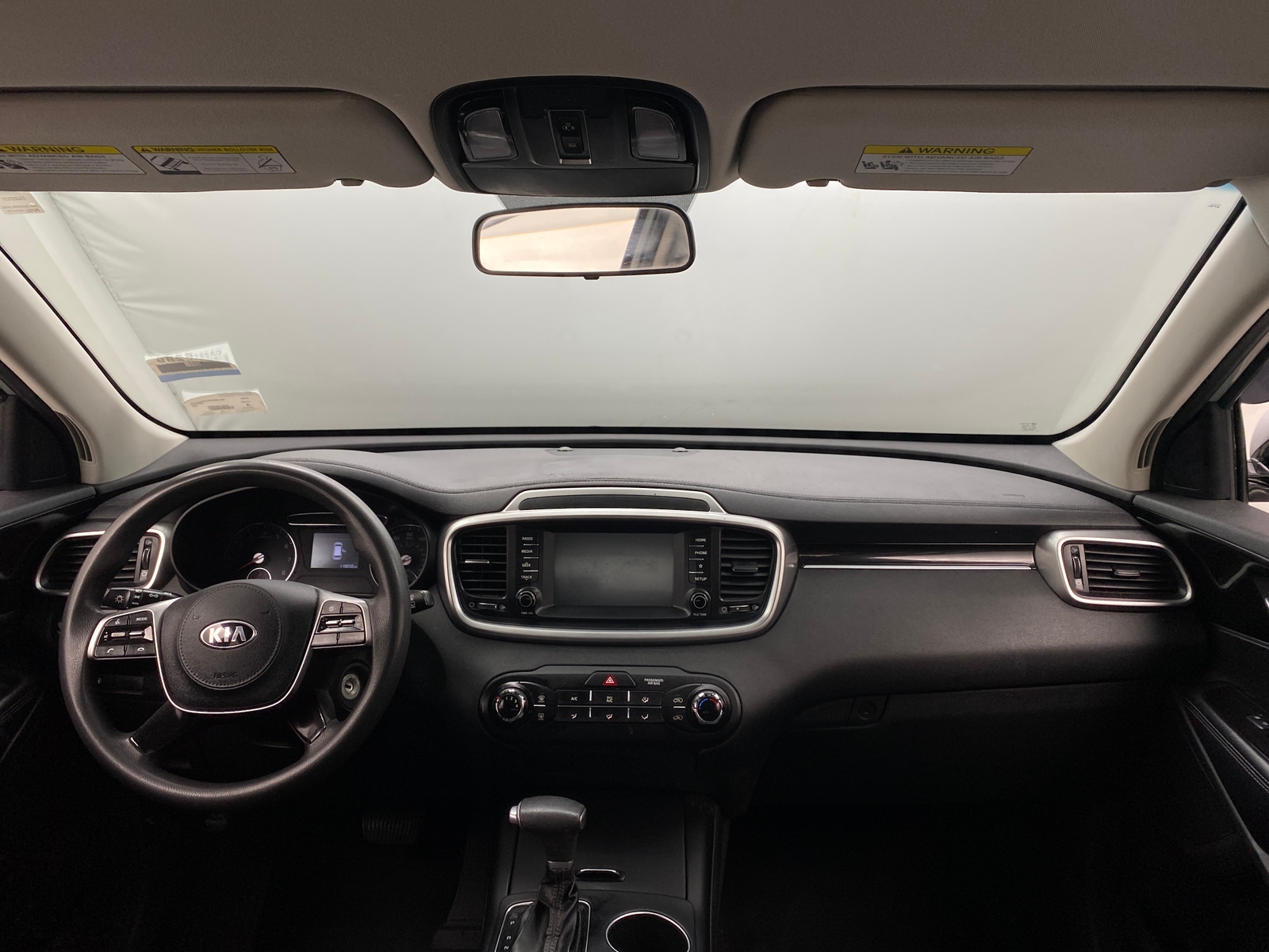 Thumbnail: 2019 Kia Sorento - 3