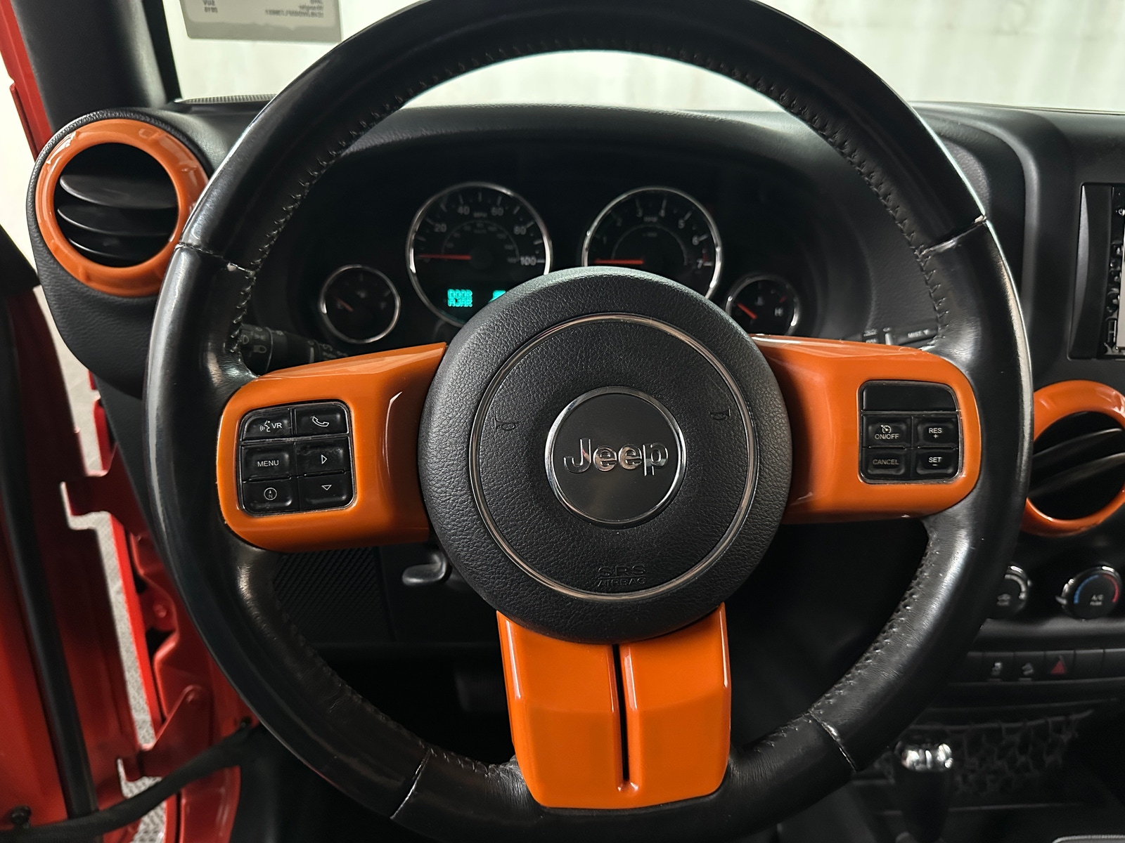 Thumbnail: 2015 Jeep Wrangler - 5
