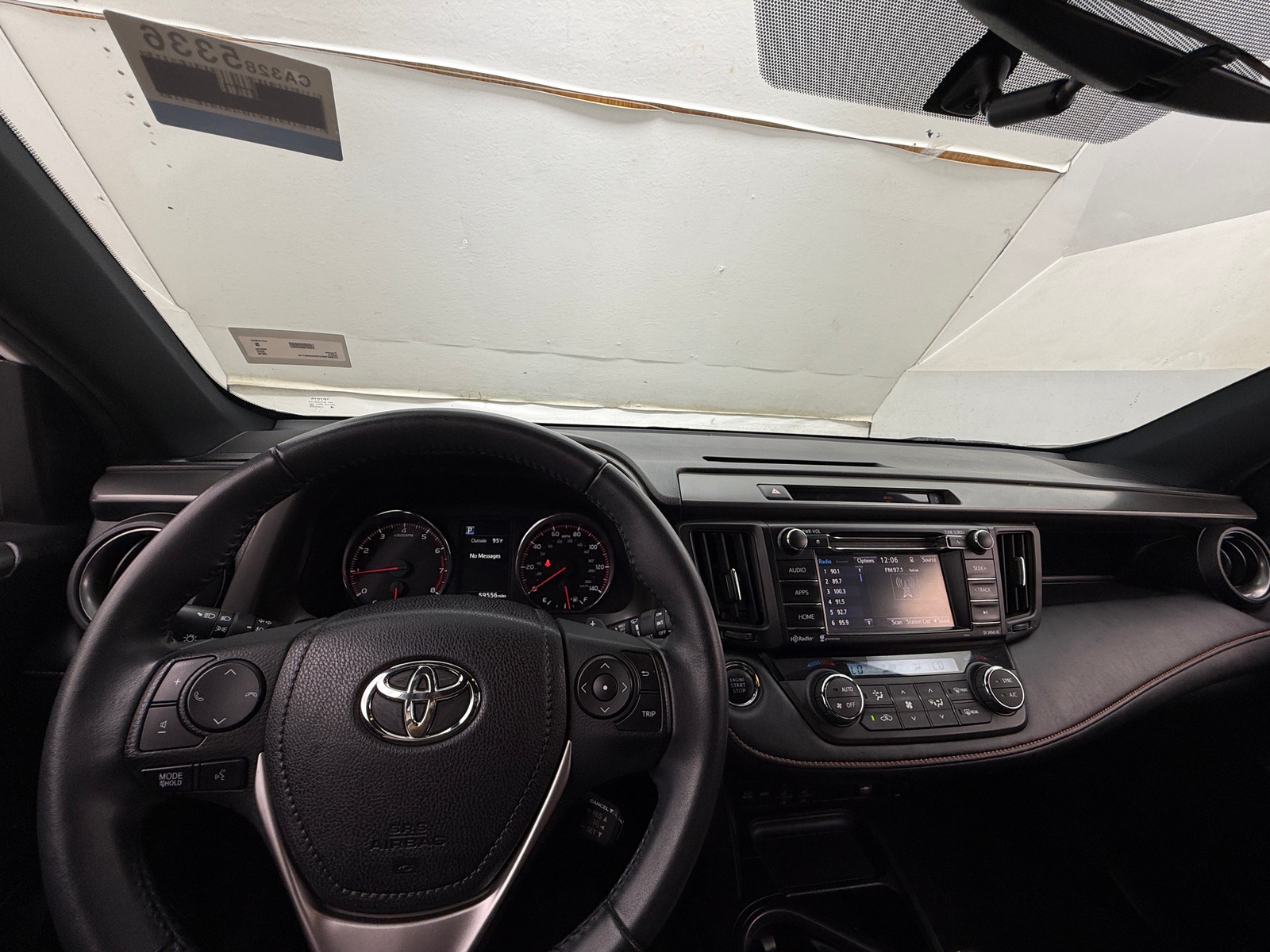 Thumbnail: 2016 Toyota RAV4 - 2