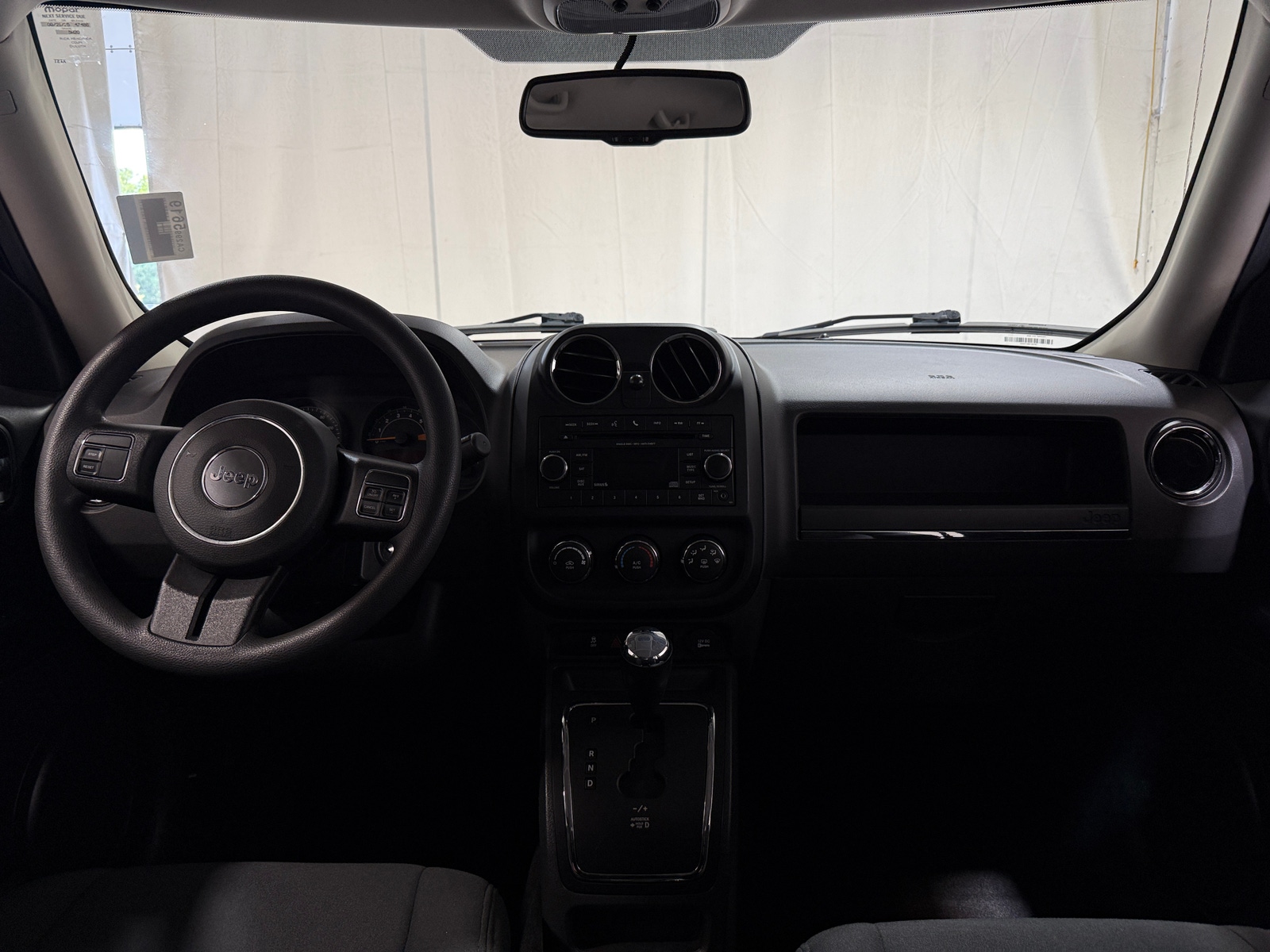 Thumbnail: 2016 Jeep Patriot - 3