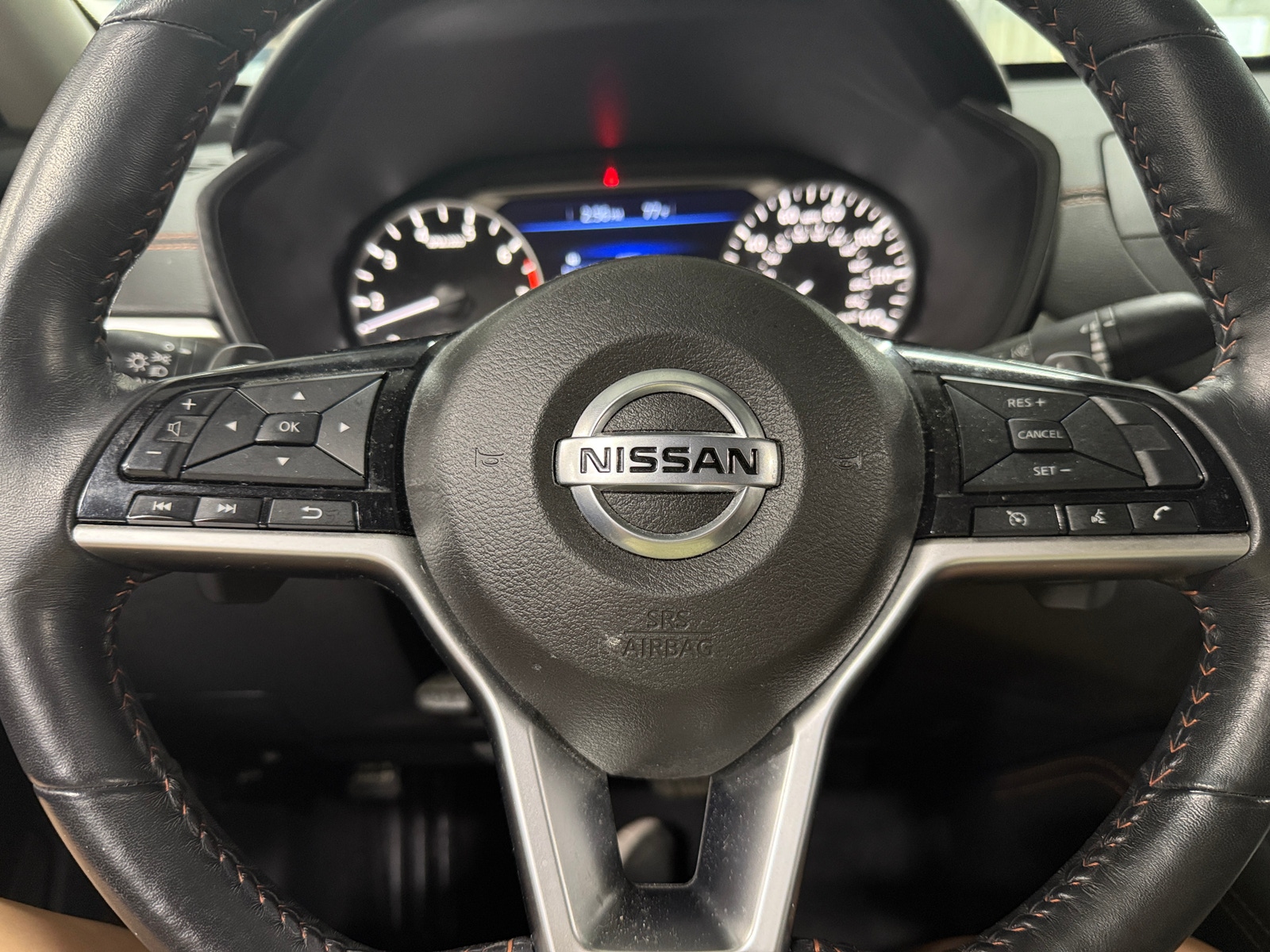 Thumbnail: 2019 Nissan Altima - 5