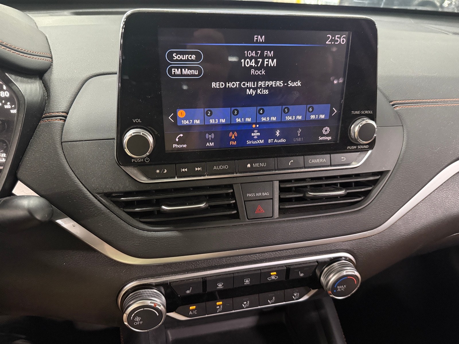 Thumbnail: 2019 Nissan Altima - 4