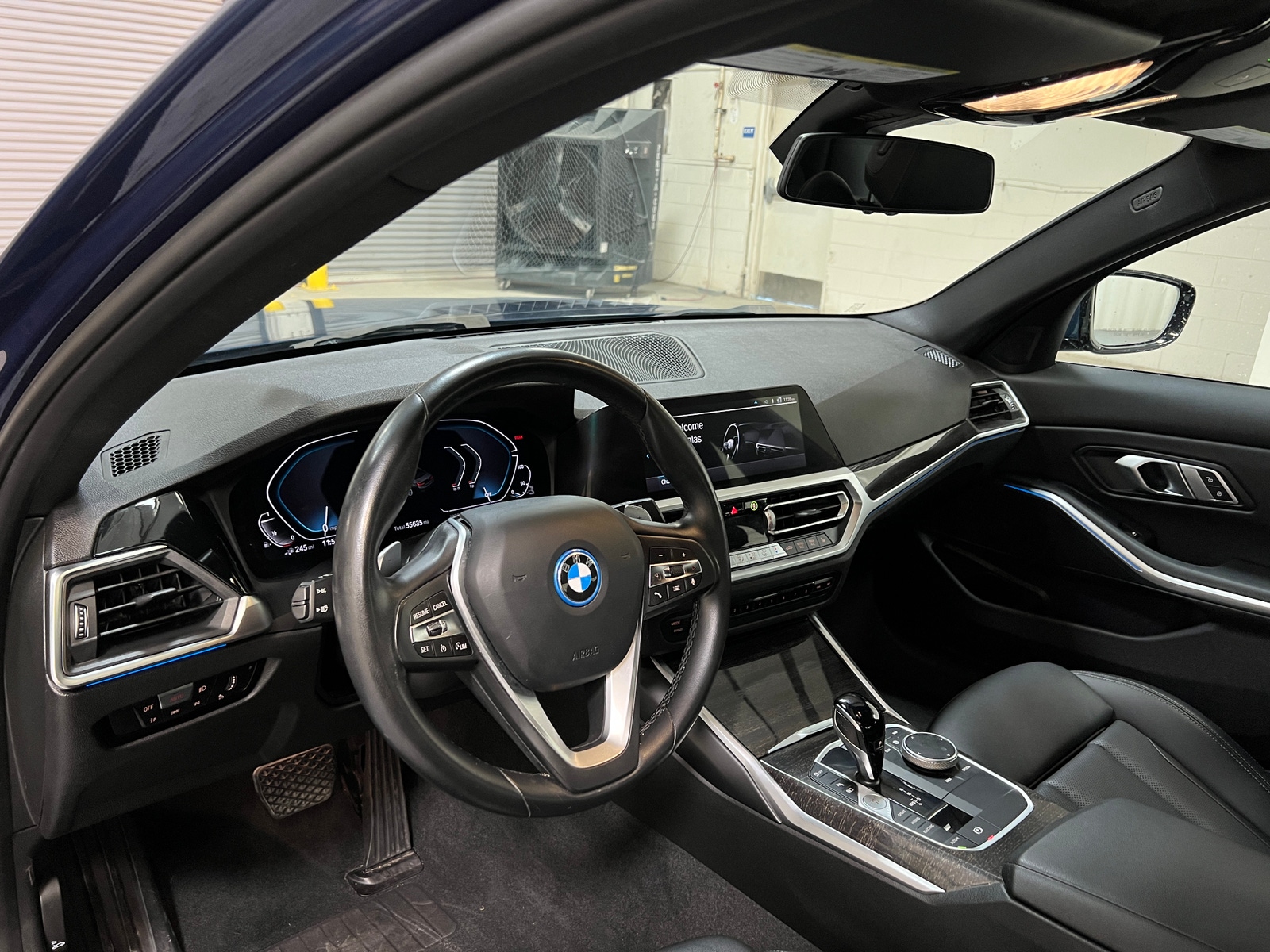 Thumbnail: 2022 BMW 3 Series - 2