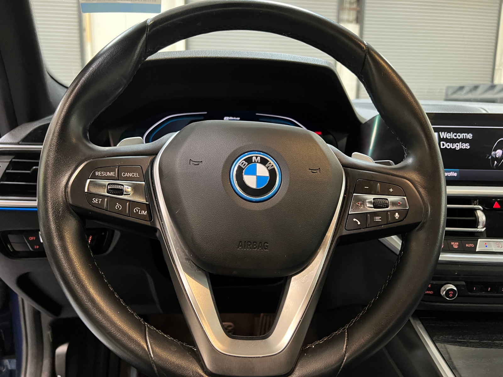 Thumbnail: 2022 BMW 3 Series - 4