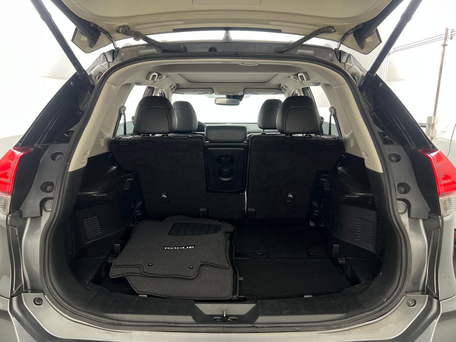 Thumbnail: 2018 Nissan Rogue - 6