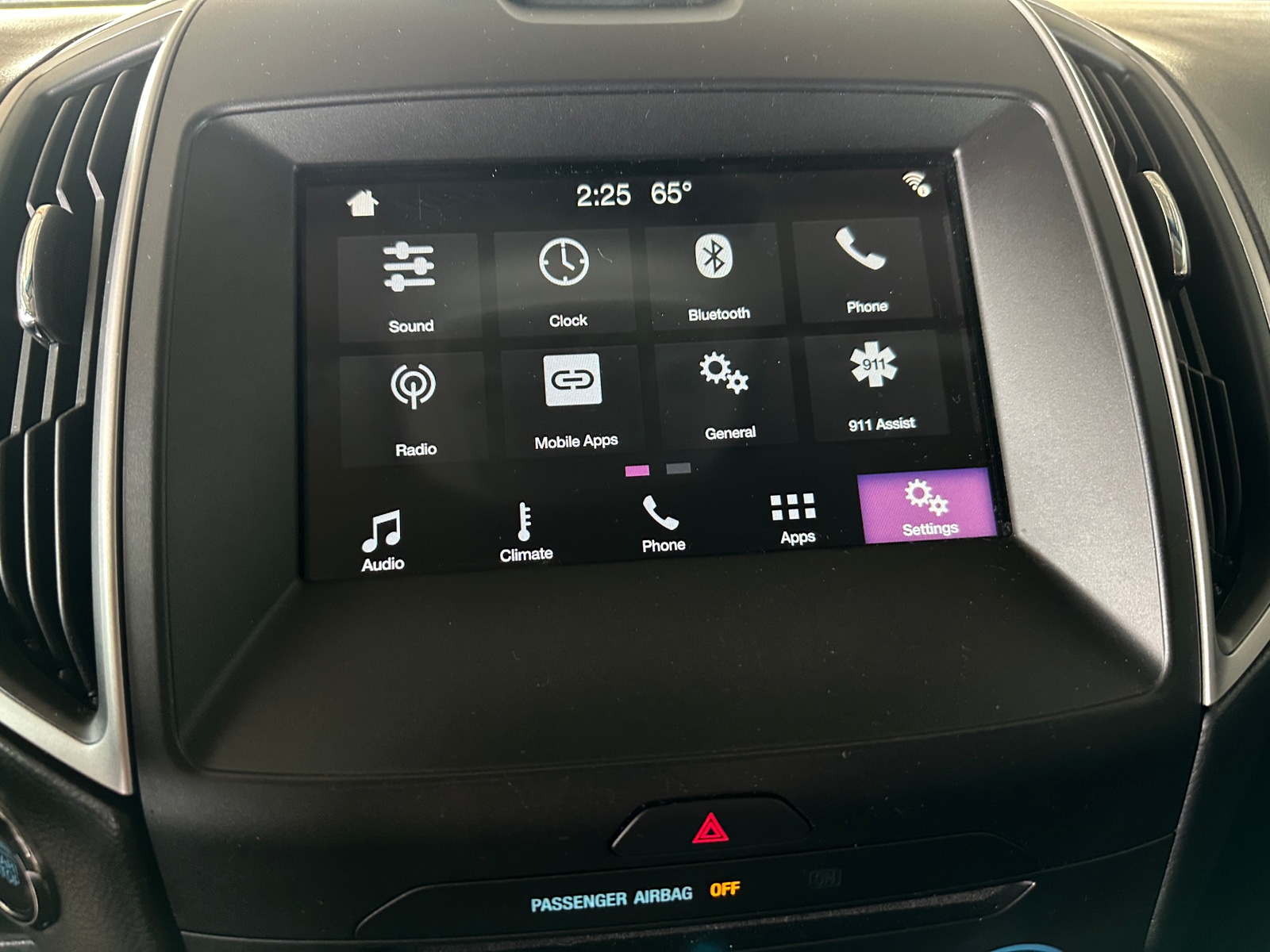 Thumbnail: 2018 Ford Edge - 4