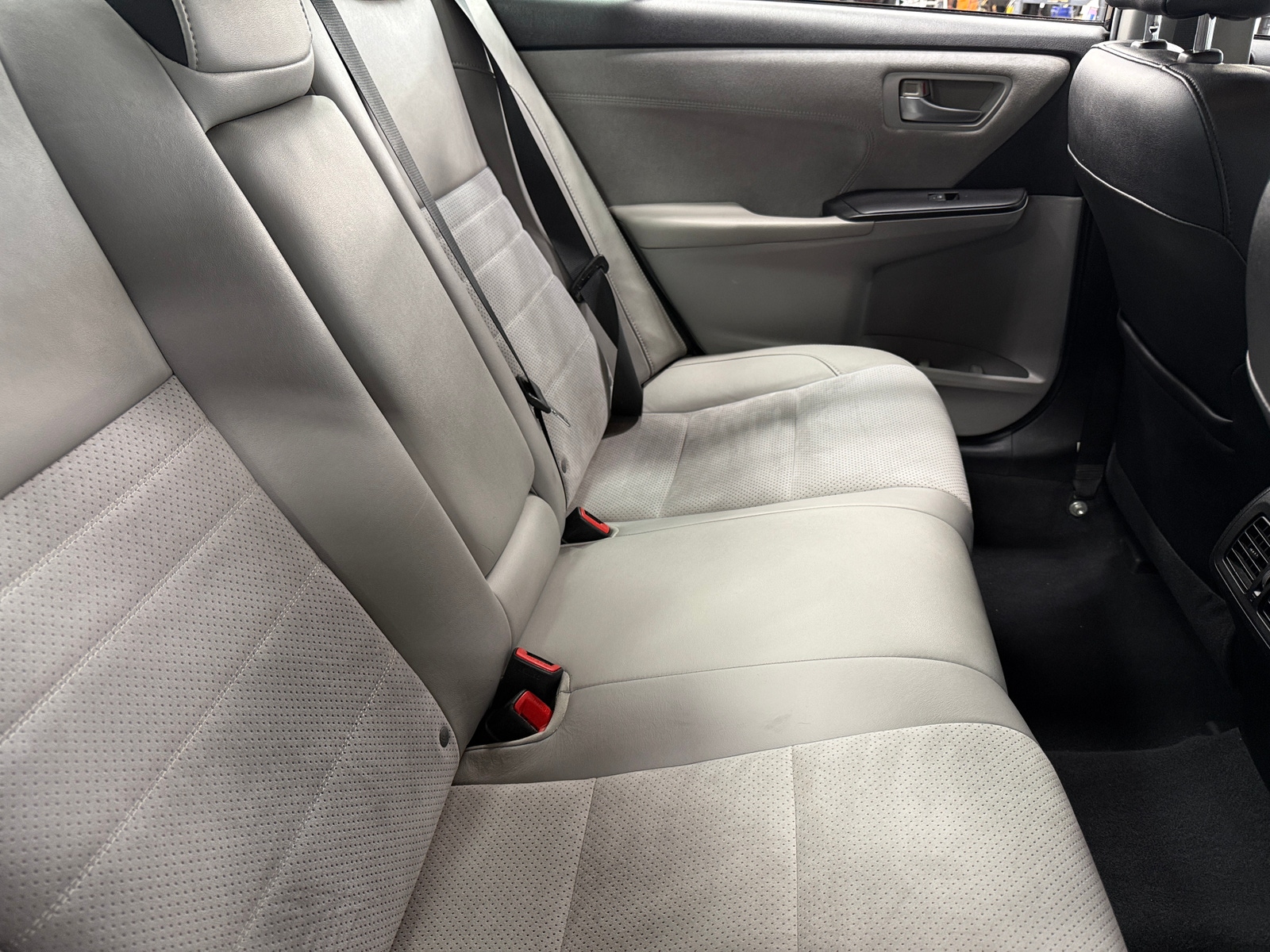 Thumbnail: 2015 Toyota Camry - 5