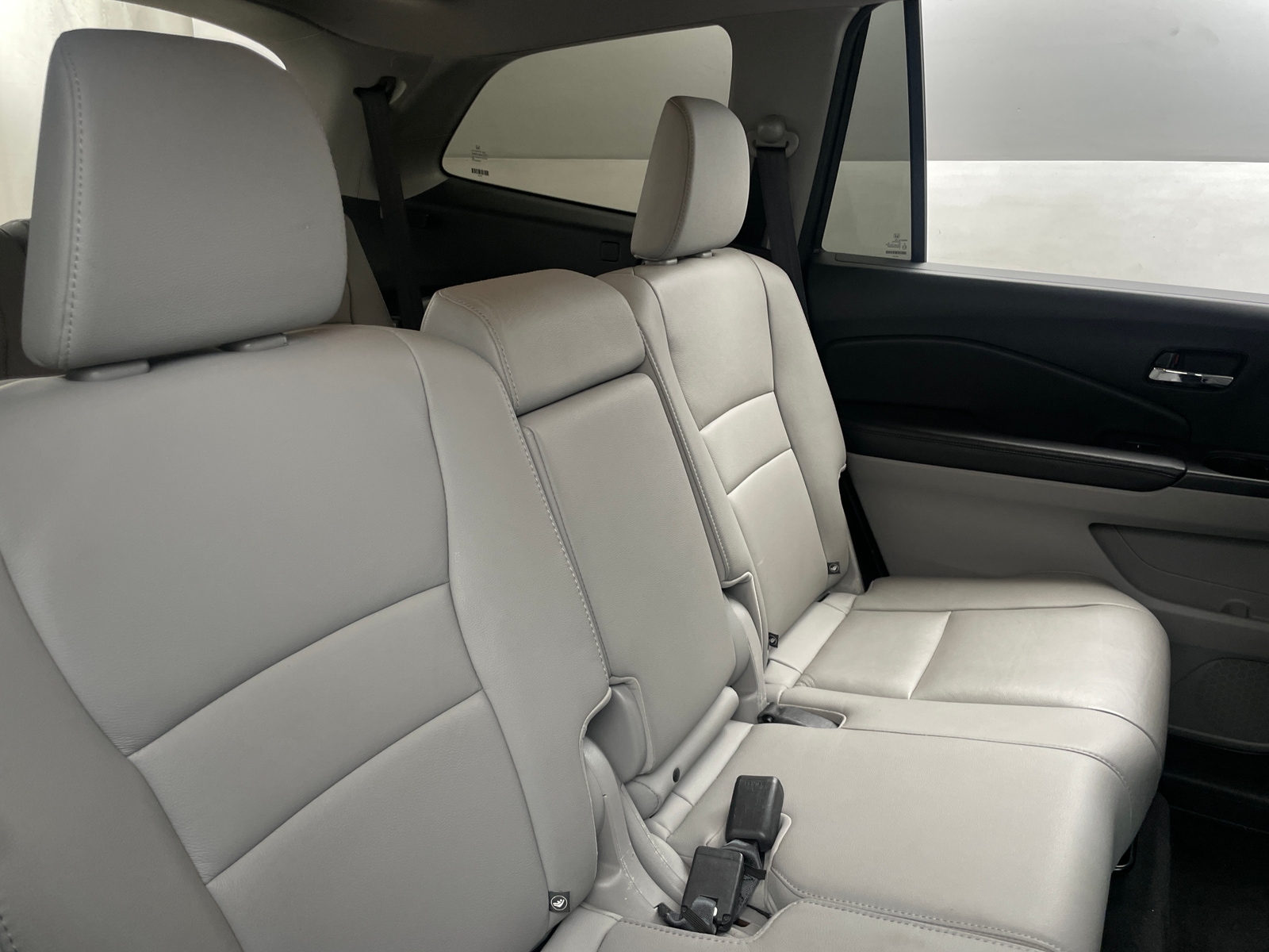 Thumbnail: 2017 Honda Pilot - 5