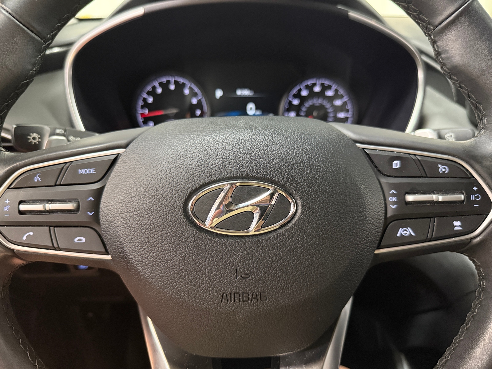 Thumbnail: 2023 Hyundai Santa Fe - 5