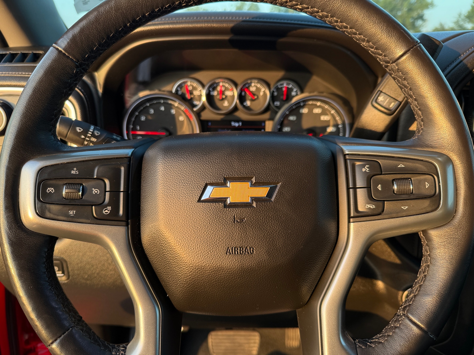 Thumbnail: 2022 Chevrolet Silverado 2500 - 4
