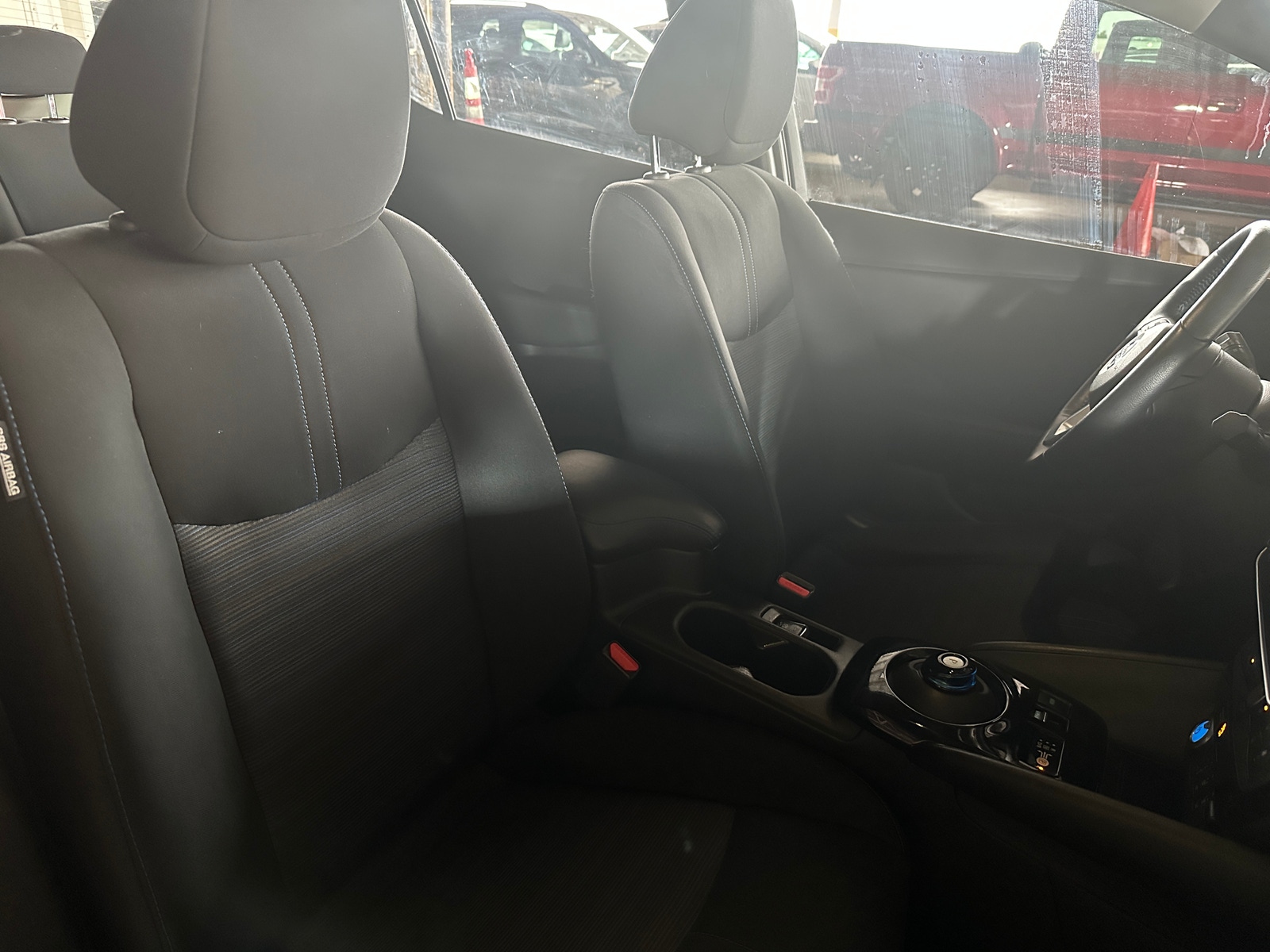 Thumbnail: 2022 Nissan Leaf - 2